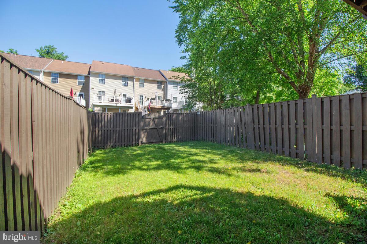 VILLAGE AT THOMAS RUN - Residential