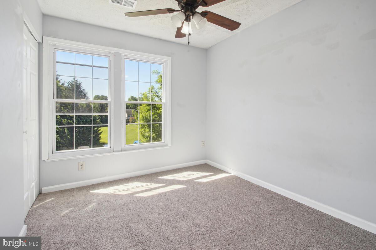 VILLAGE AT THOMAS RUN - Residential