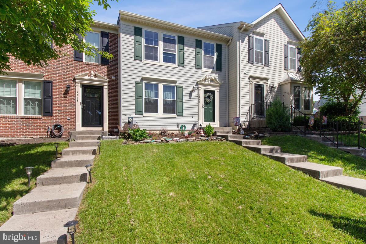 VILLAGE AT THOMAS RUN - Residential