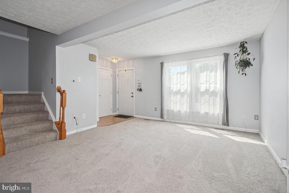 VILLAGE AT THOMAS RUN - Residential