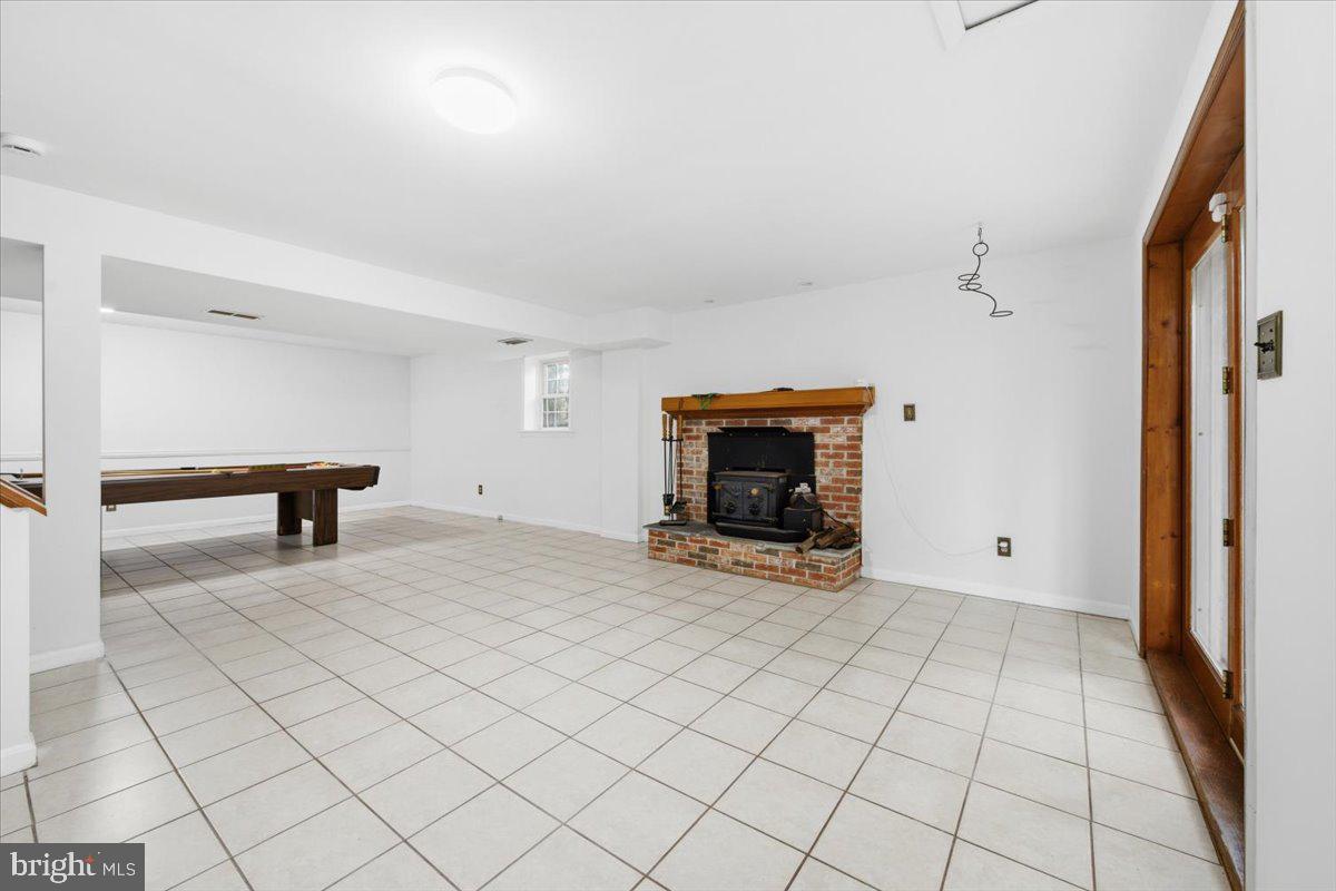 HICKORY RIDGE - Residential