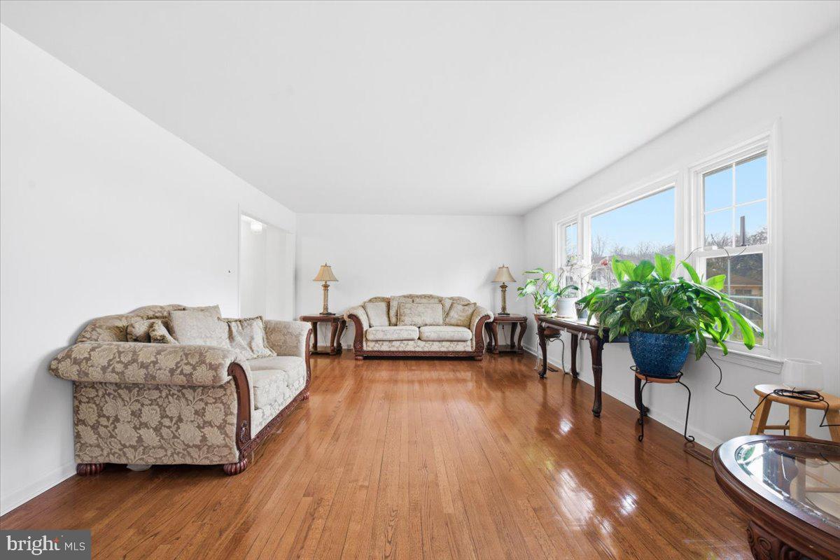 HICKORY RIDGE - Residential