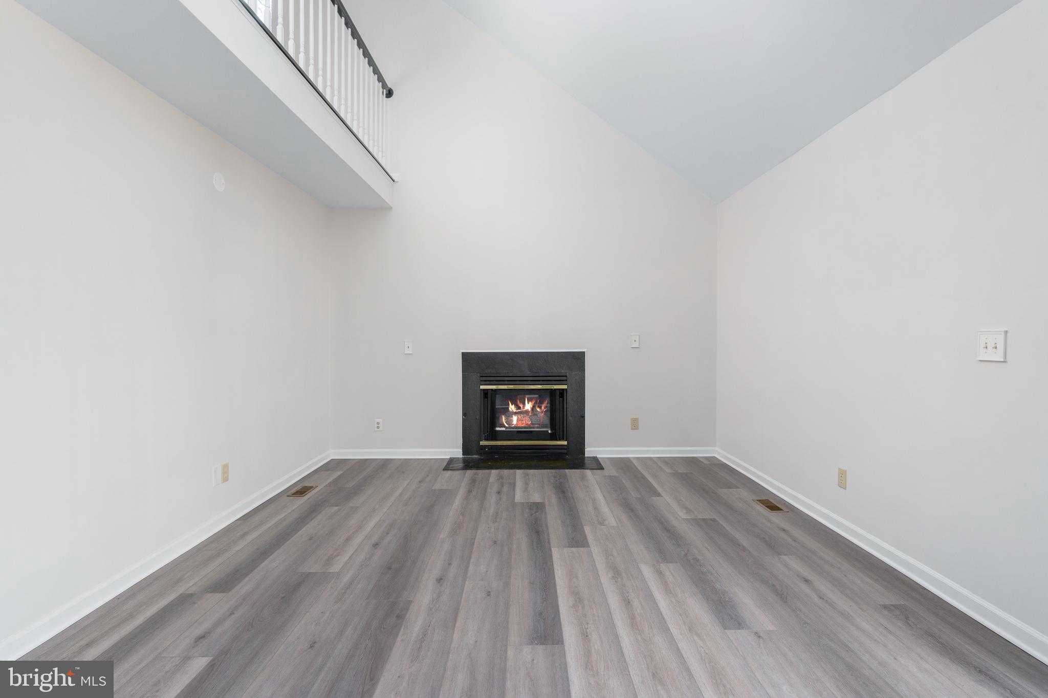 SMOKETREE - Residential