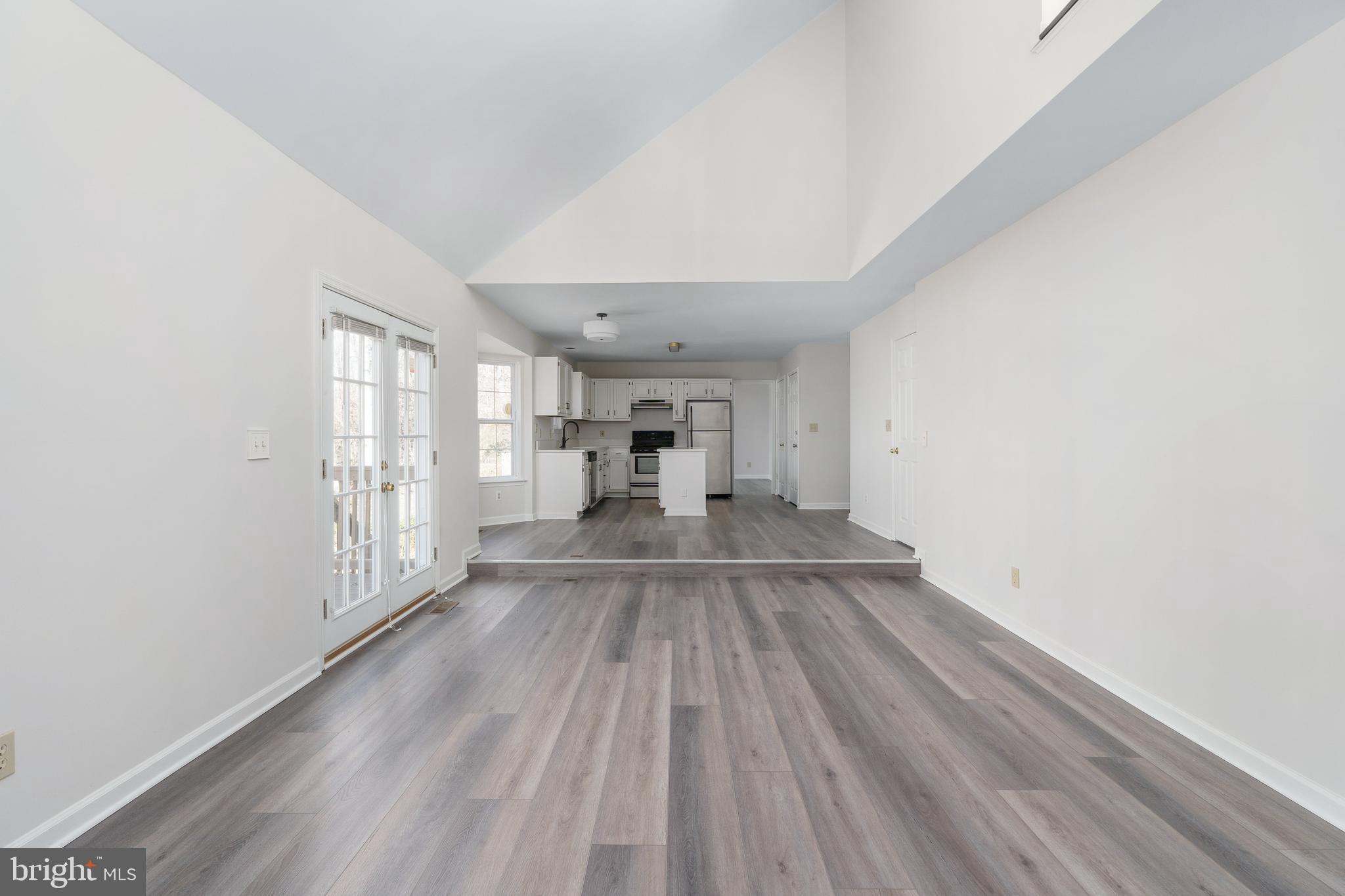 SMOKETREE - Residential