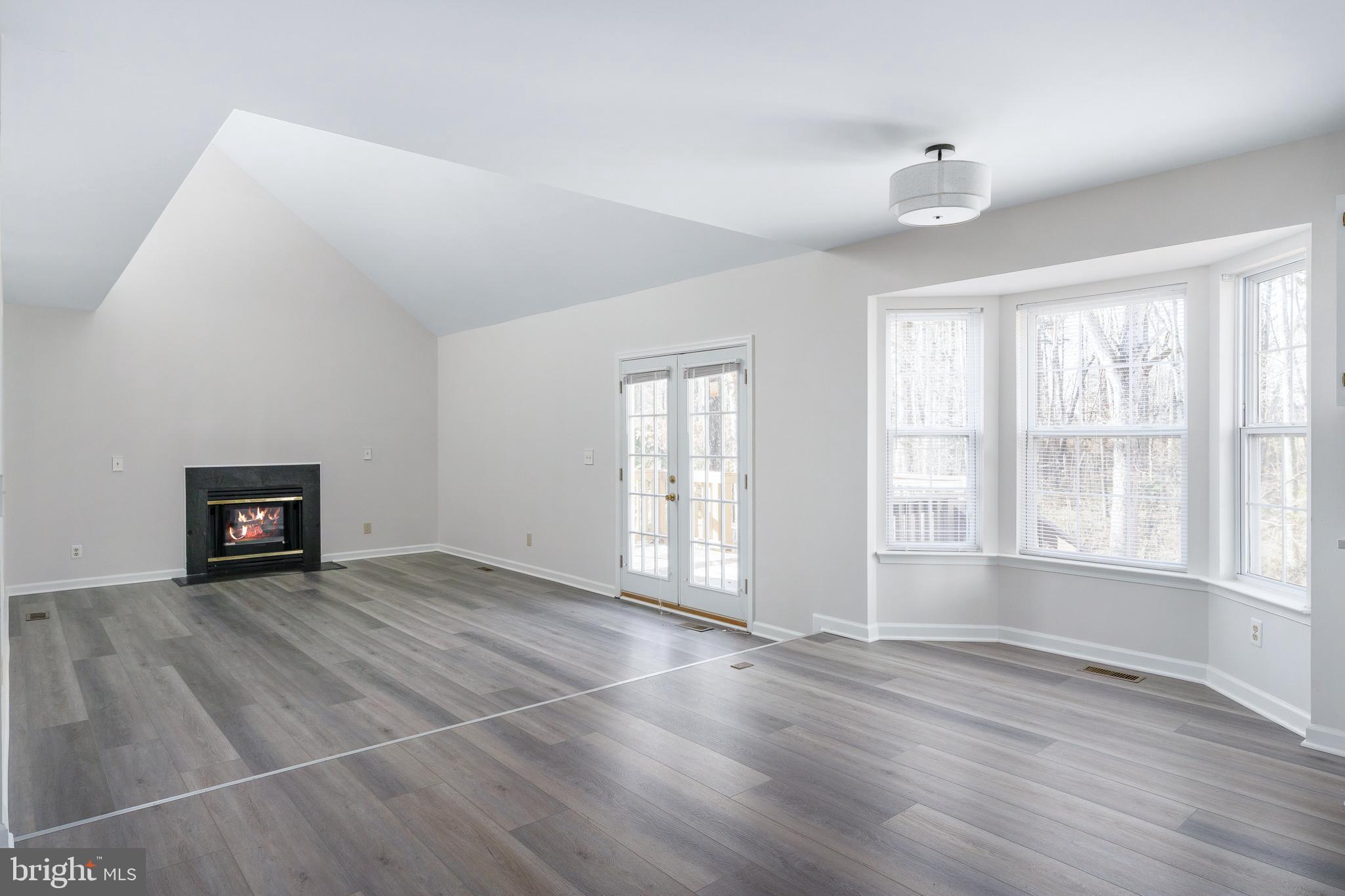 SMOKETREE - Residential