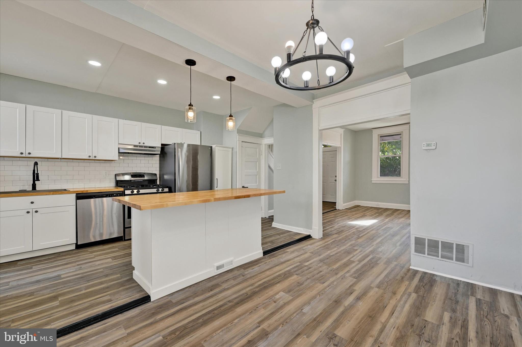 ROSEMONT - Residential