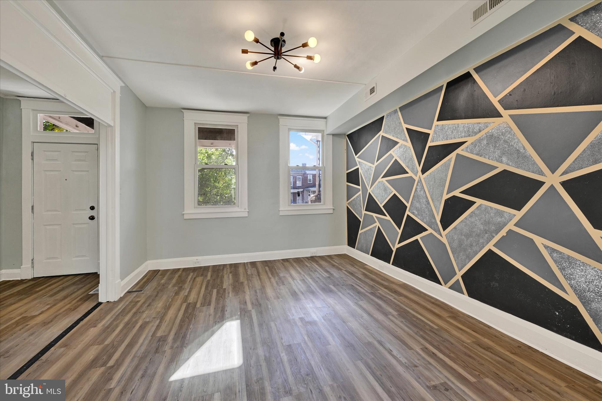 ROSEMONT - Residential