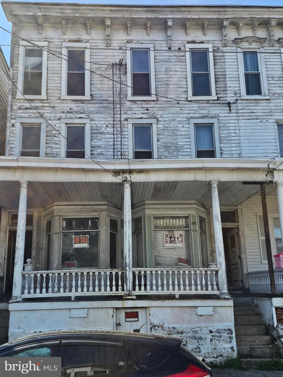 416 E MAHANOY AVENUE 418