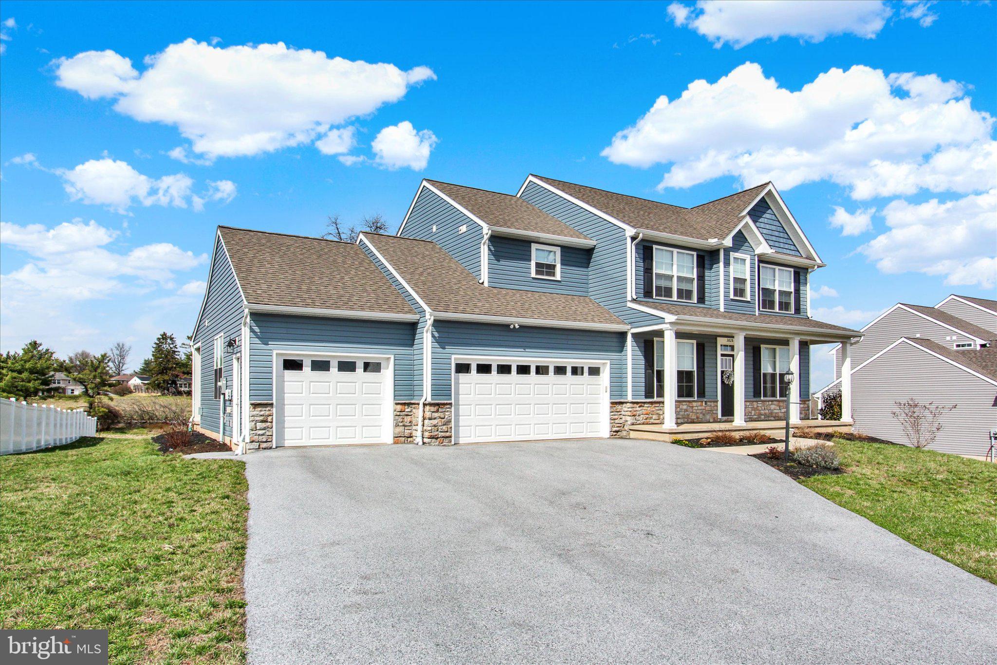 DONWOOD ESTATES - Residential