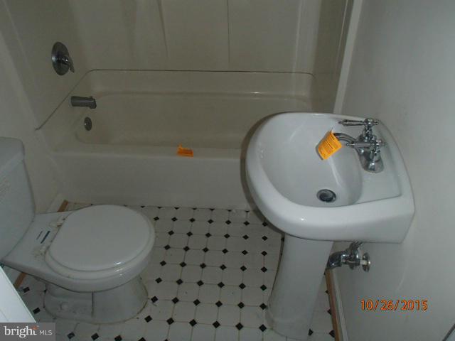 MONTEBELLO - Residential