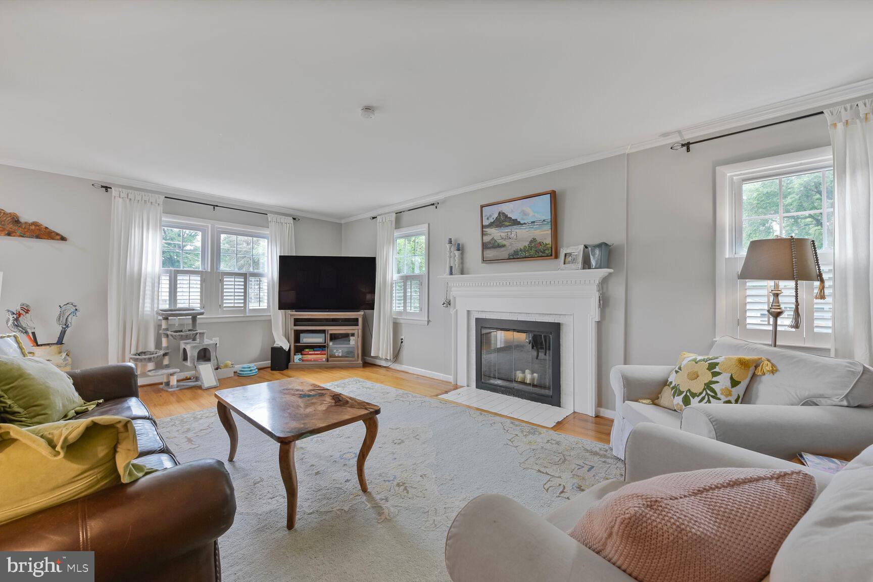 7611 KINGSBURY ROAD