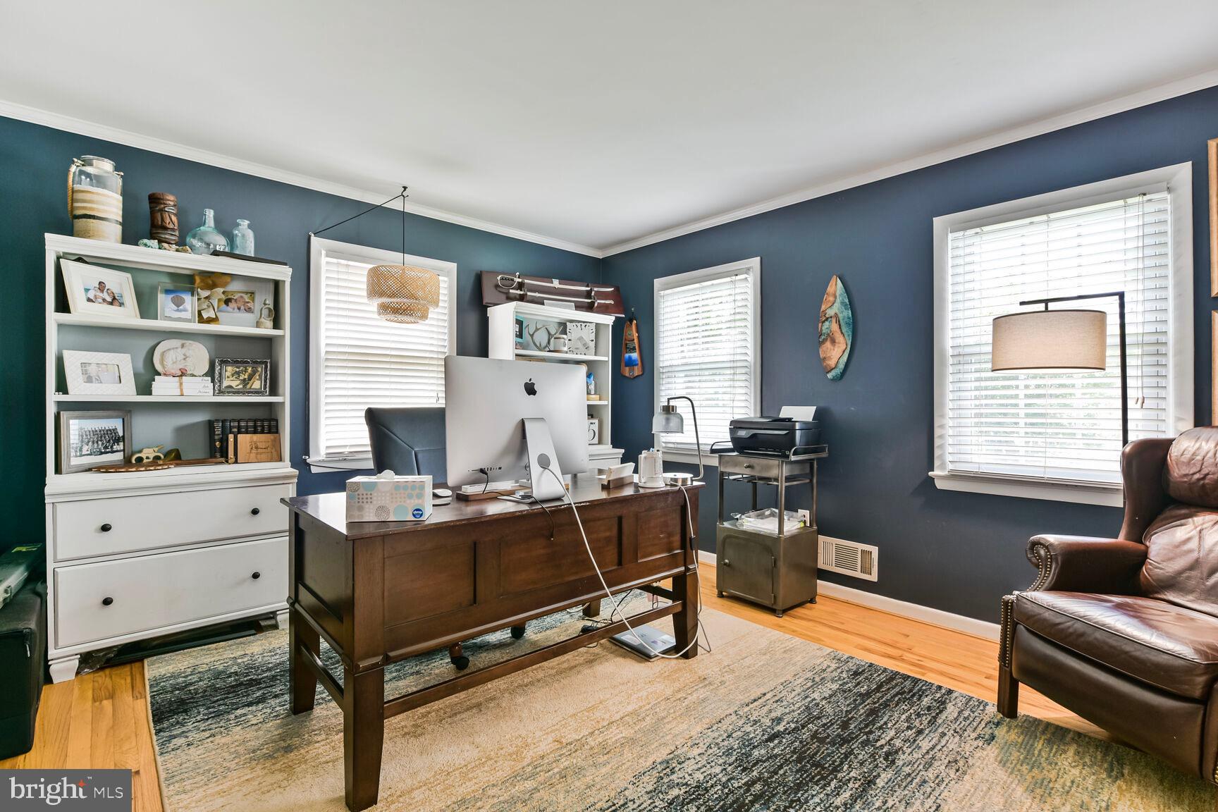 HAYFIELD FARM - Residential