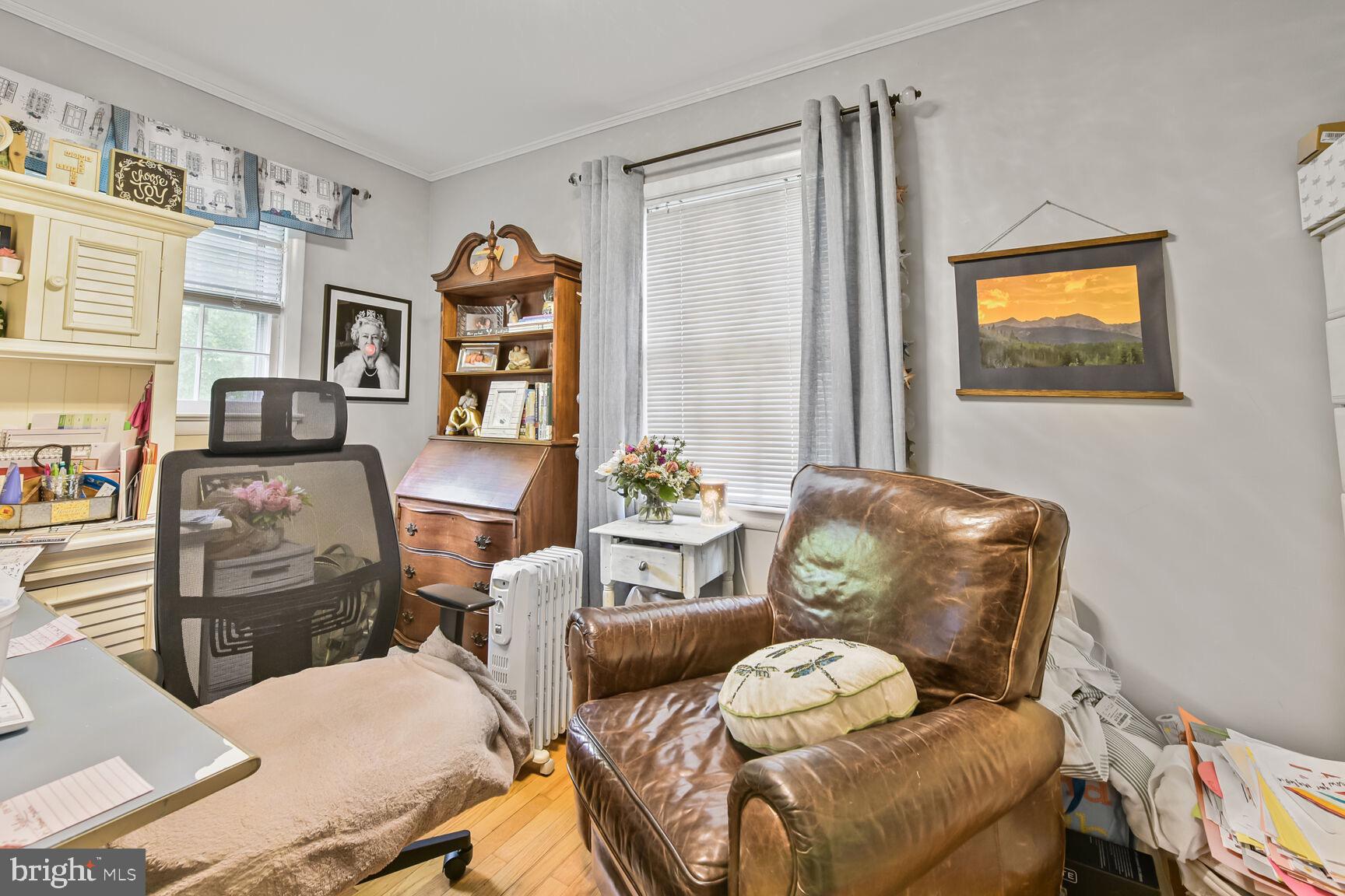 HAYFIELD FARM - Residential