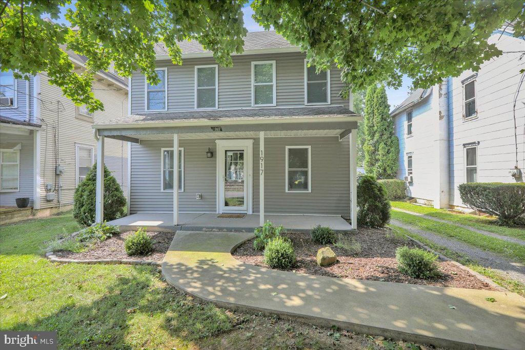 Photo of 1917 New Holland Pike, LANCASTER, PA 17601 (MLS # PALA2074222)