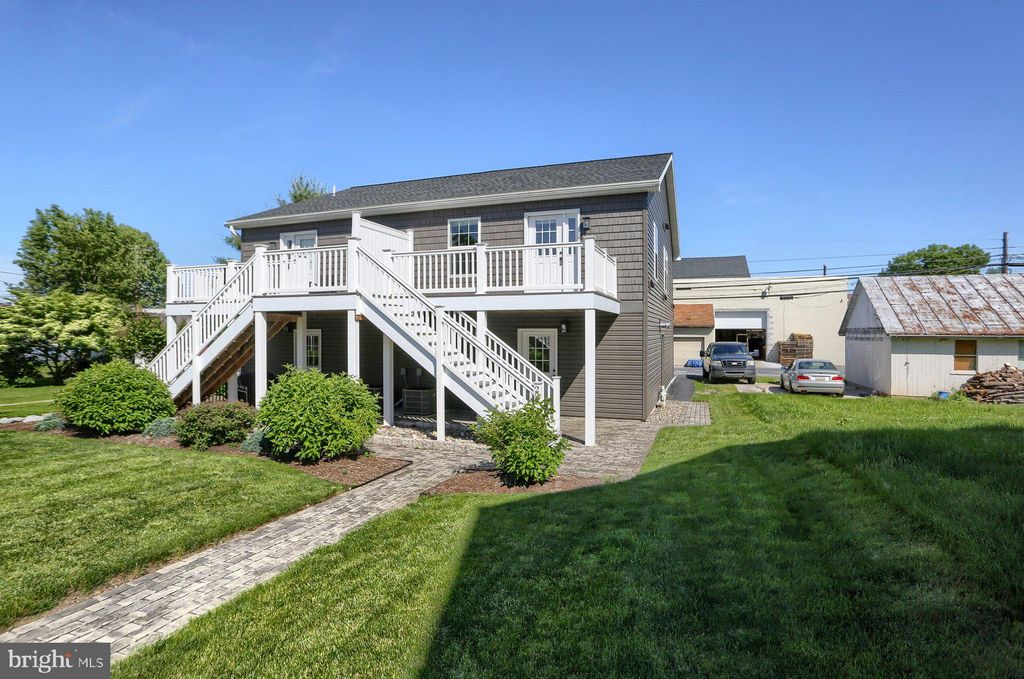 Photo of 227 W Cherry Street, PALMYRA, PA 17078 (MLS # PALN2023464)