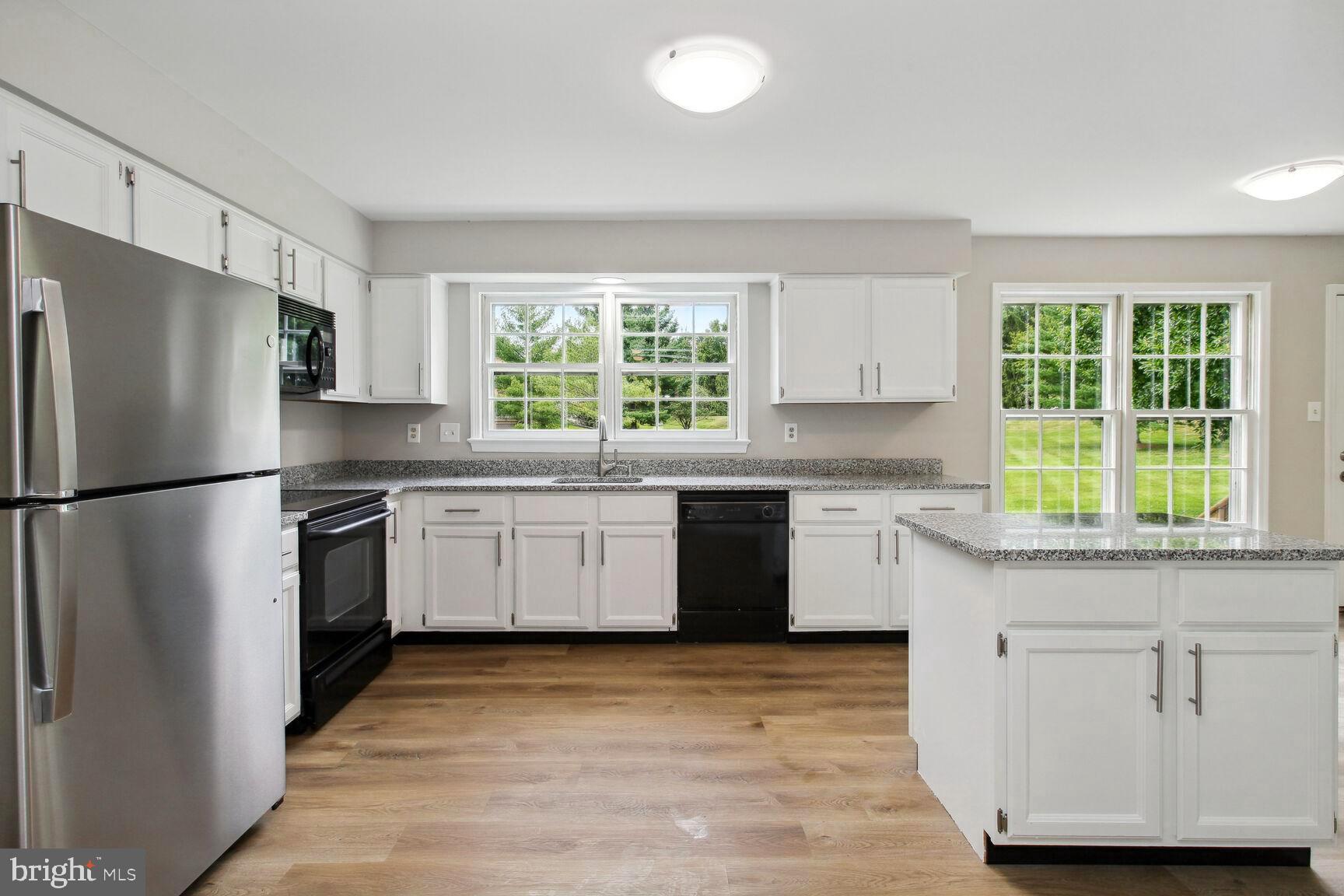 STONEBRIDGE - Residential