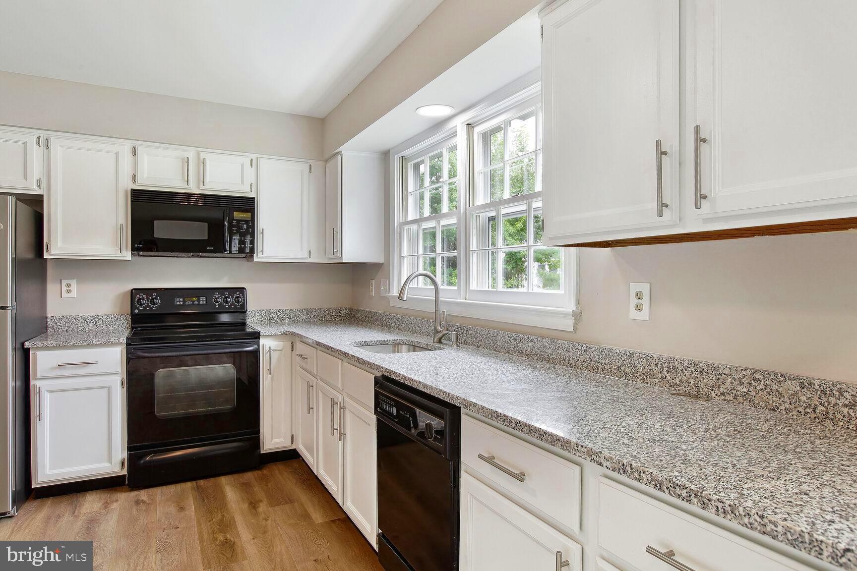 STONEBRIDGE - Residential