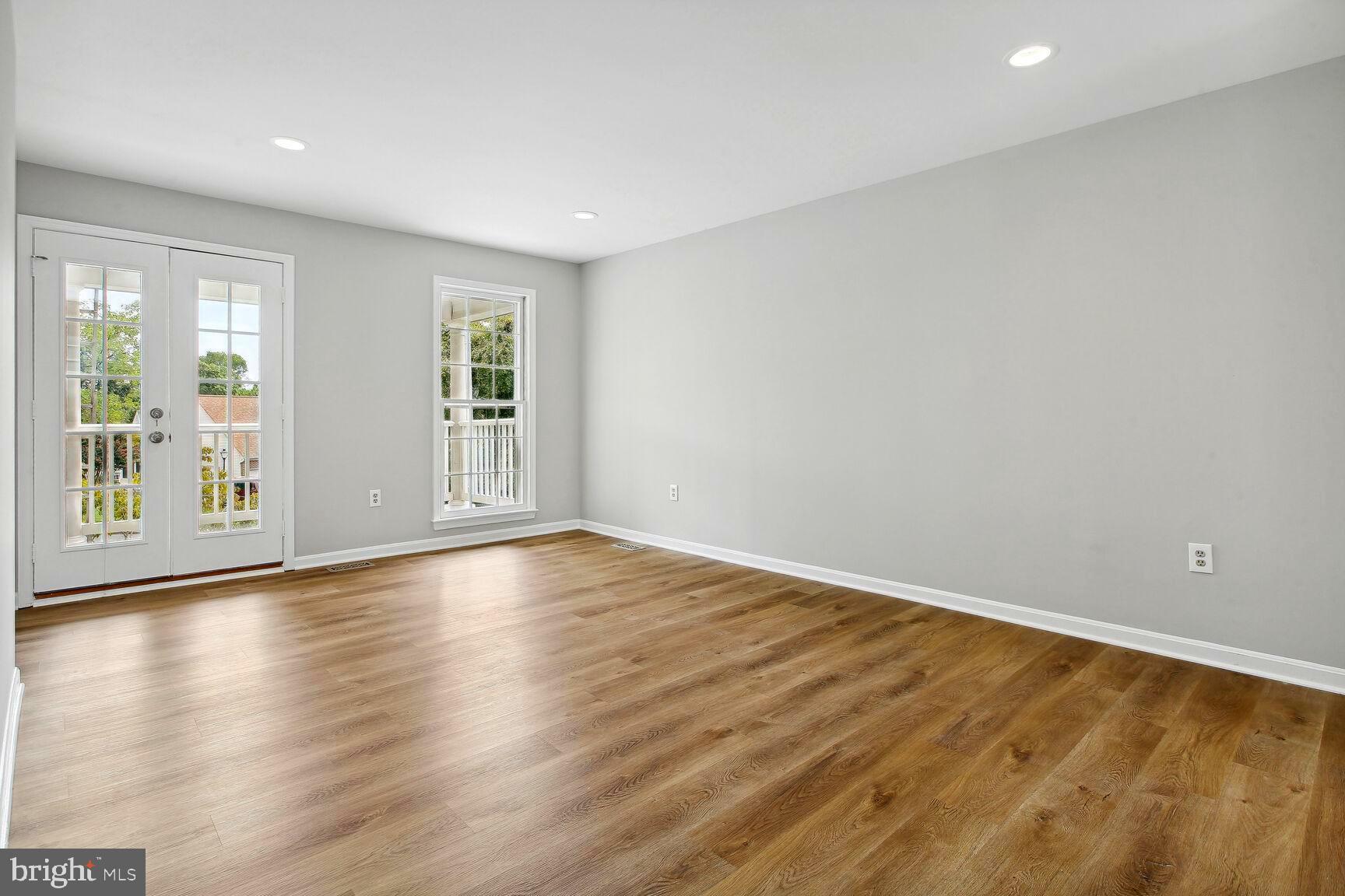 STONEBRIDGE - Residential