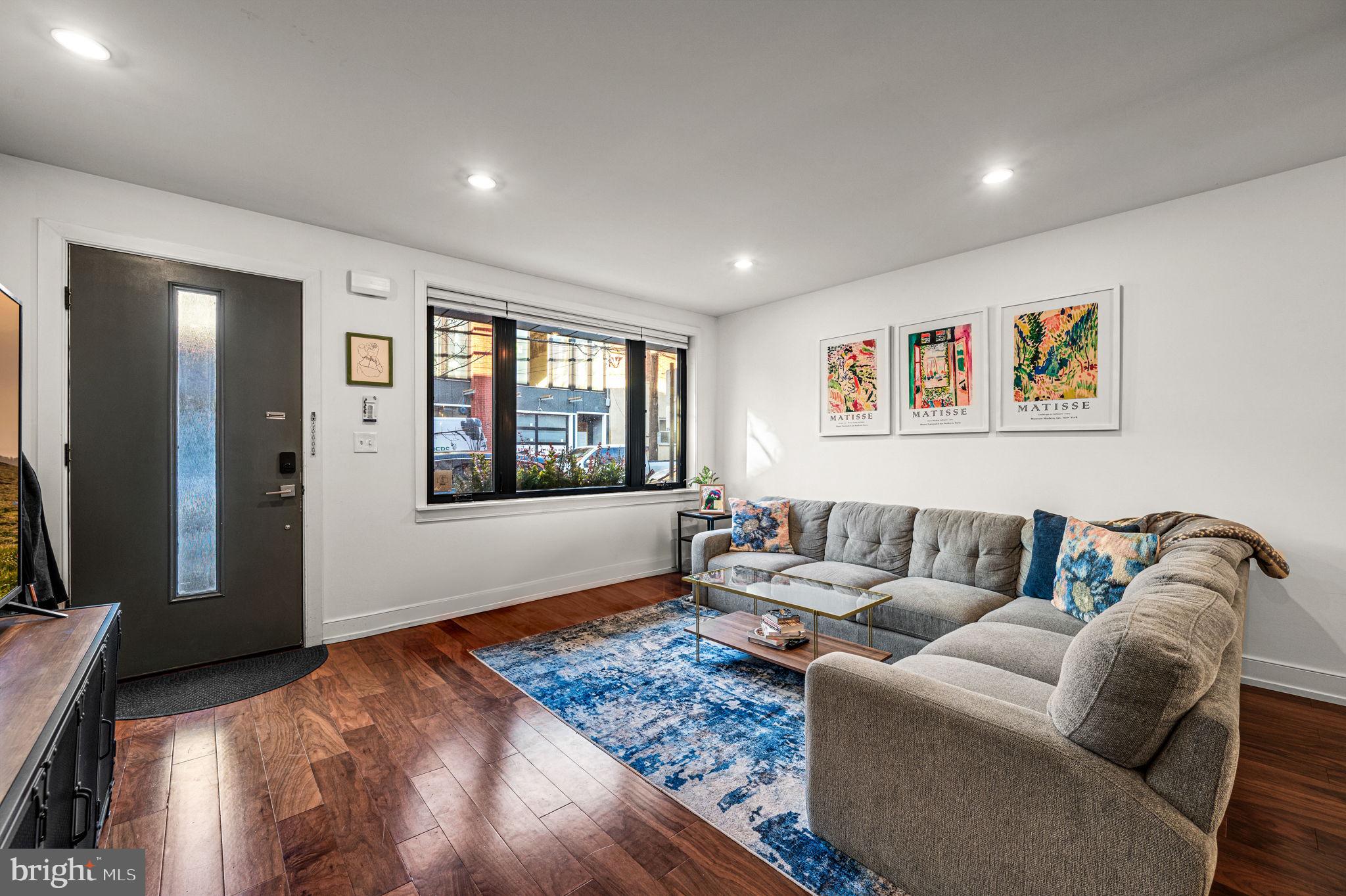 PASSYUNK SQUARE - Residential