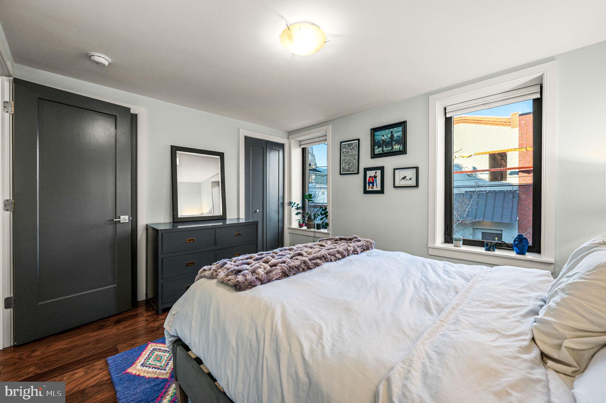 PASSYUNK SQUARE - Residential