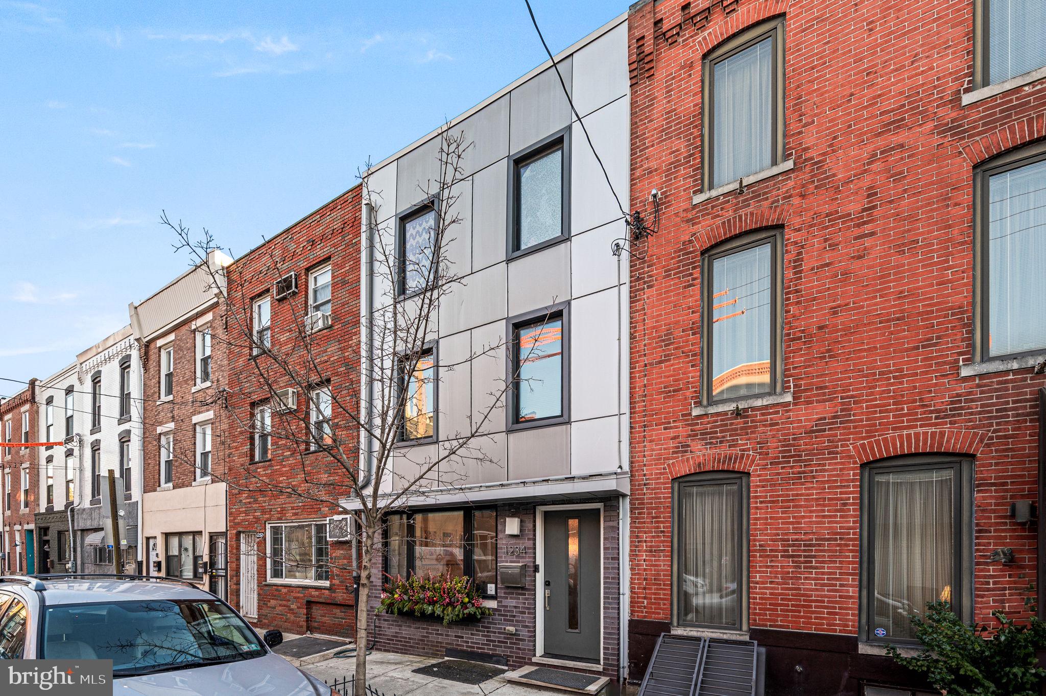 PASSYUNK SQUARE - Residential