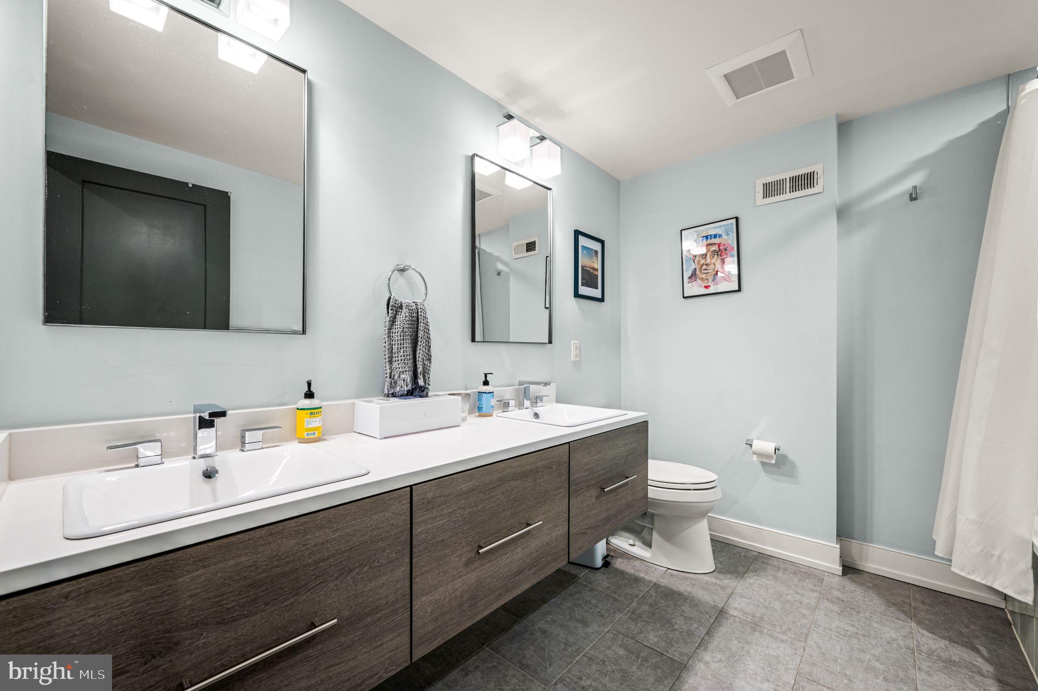 PASSYUNK SQUARE - Residential