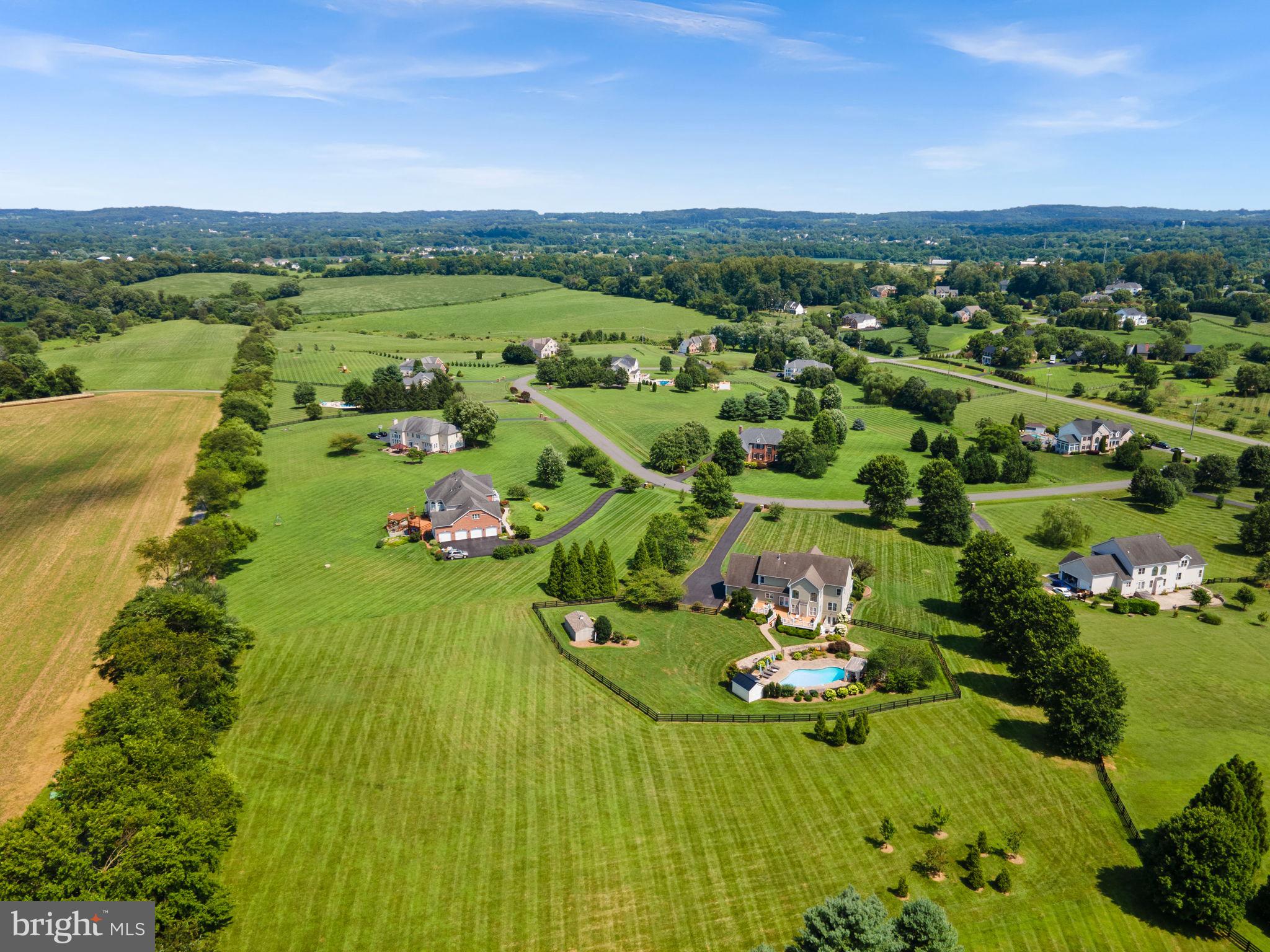 WRIGHT FARM - Residential