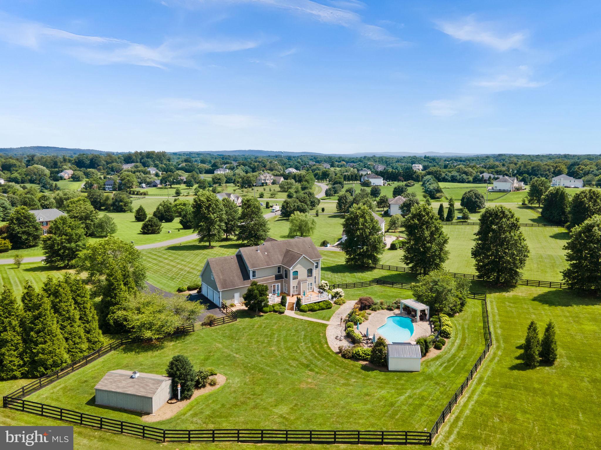 WRIGHT FARM - Residential