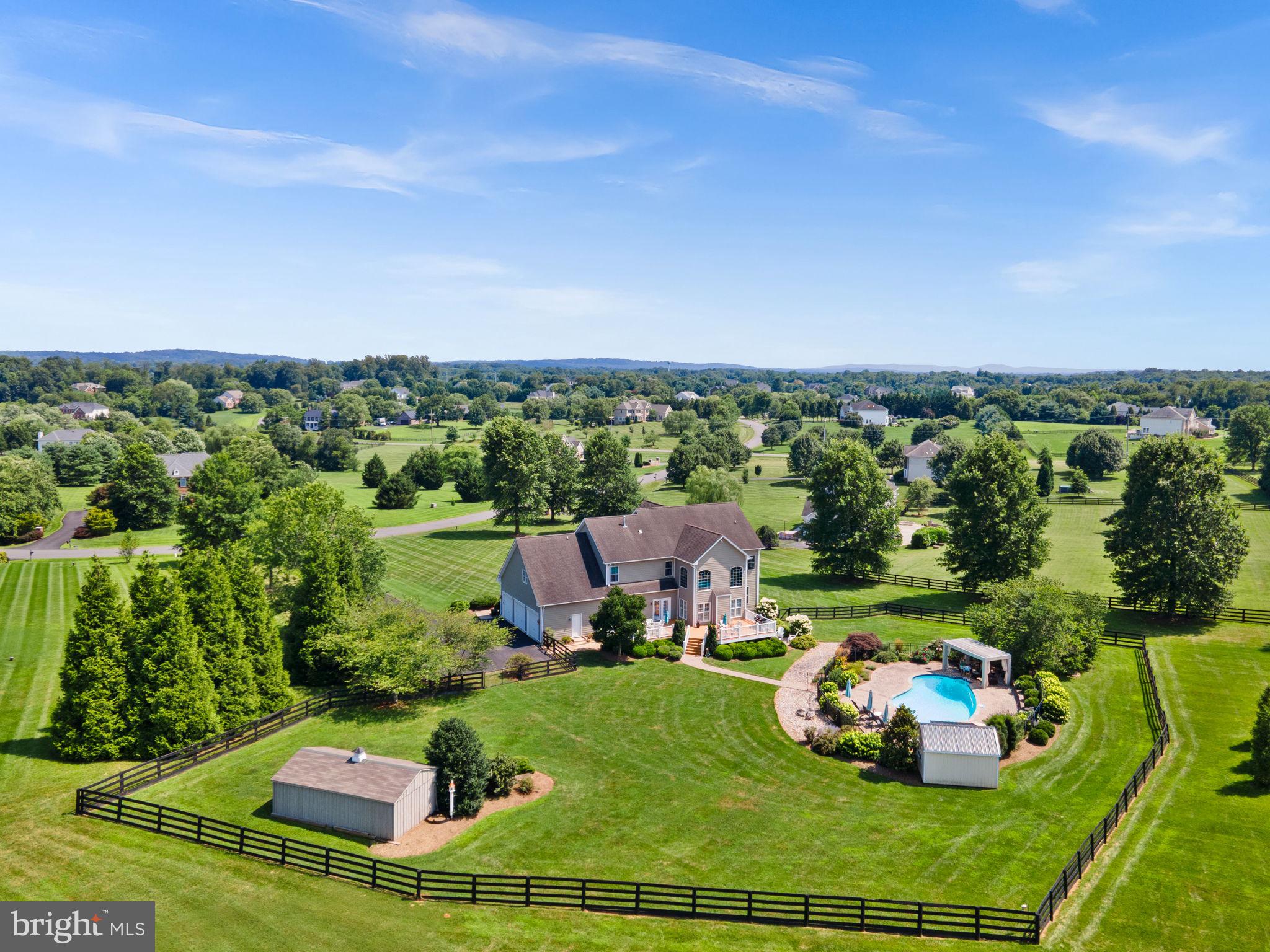 WRIGHT FARM - Residential
