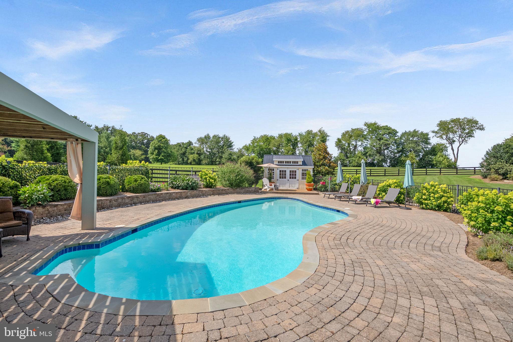 WRIGHT FARM - Residential