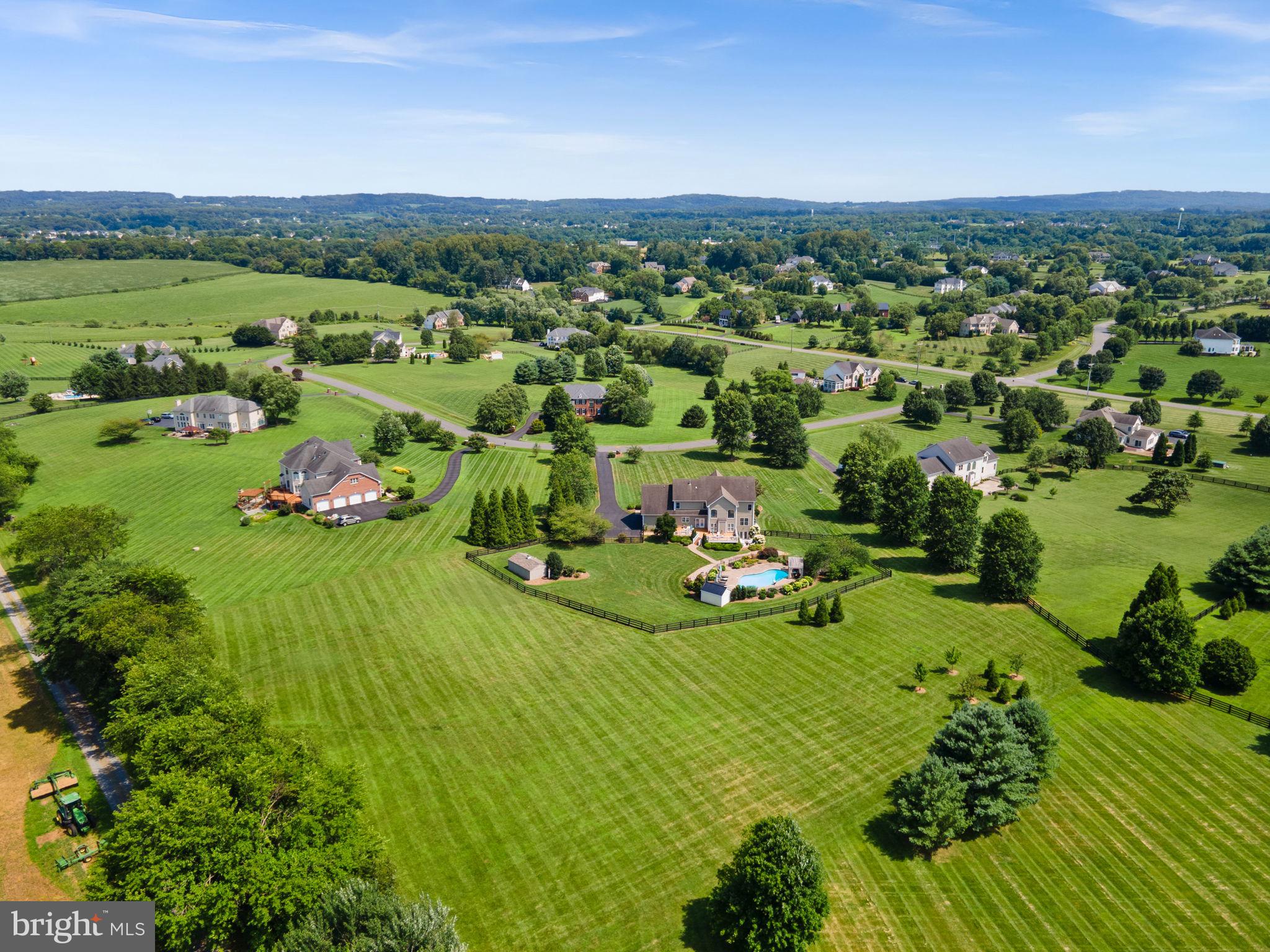 WRIGHT FARM - Residential