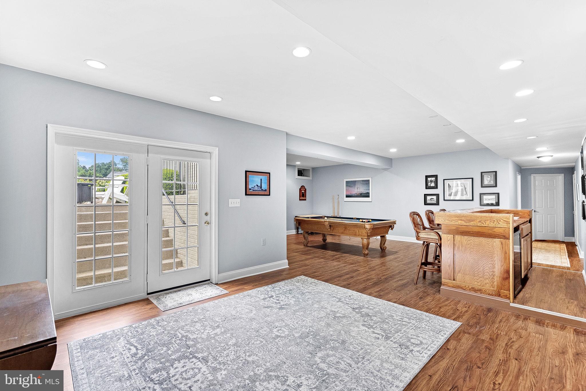 WRIGHT FARM - Residential