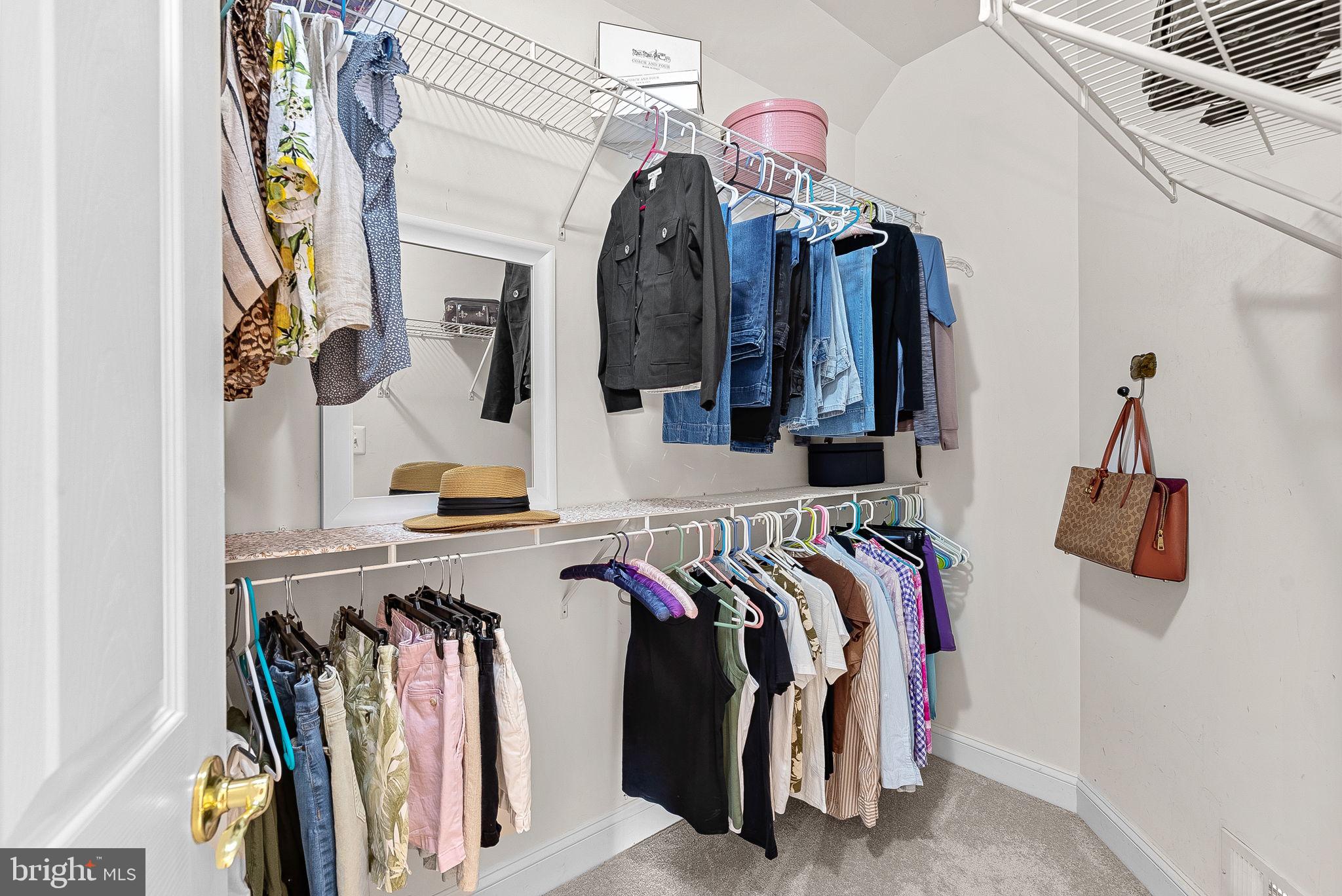 WRIGHT FARM - Residential