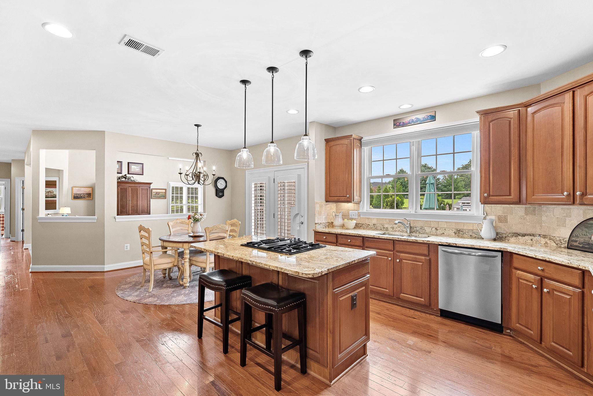 WRIGHT FARM - Residential