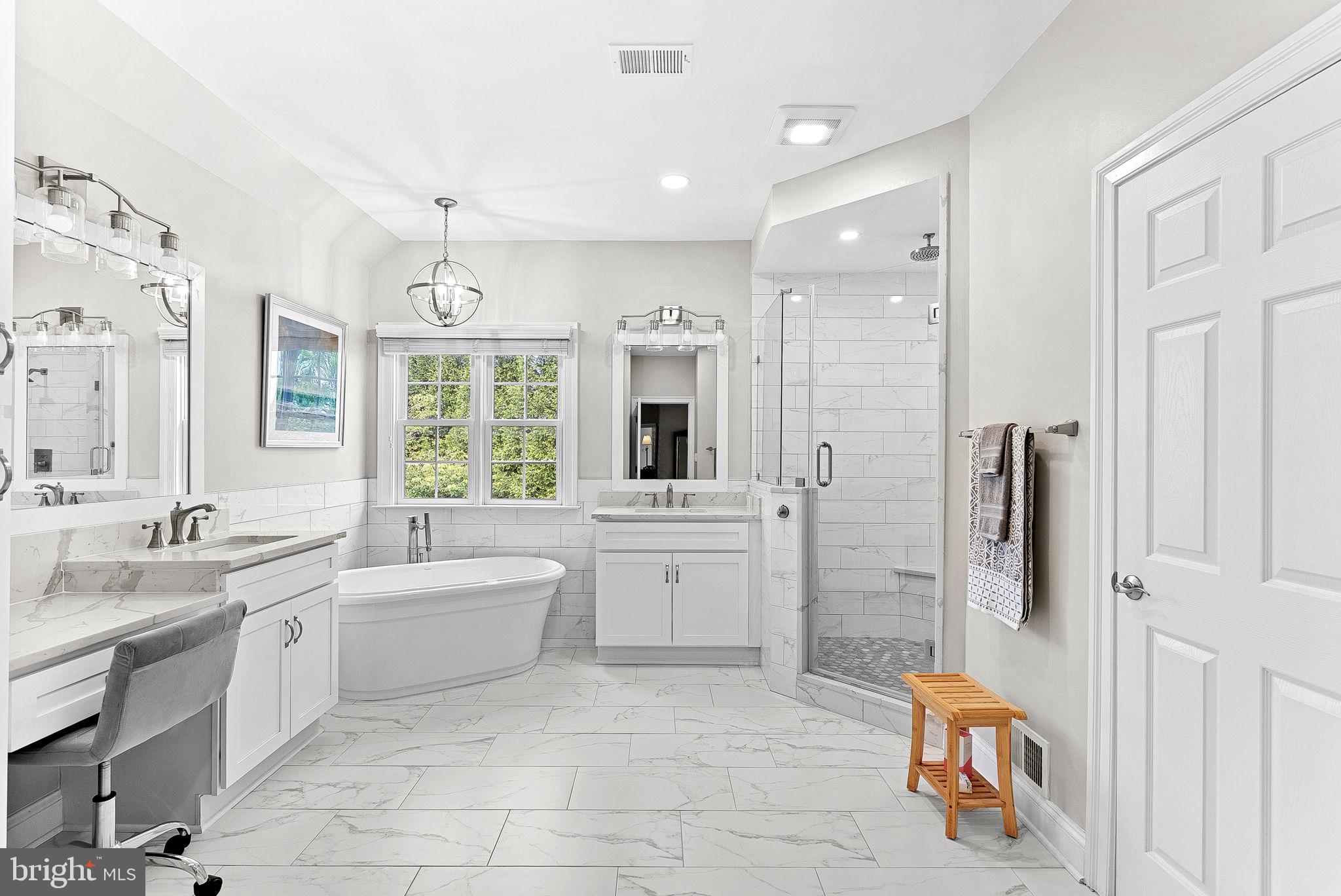 WRIGHT FARM - Residential