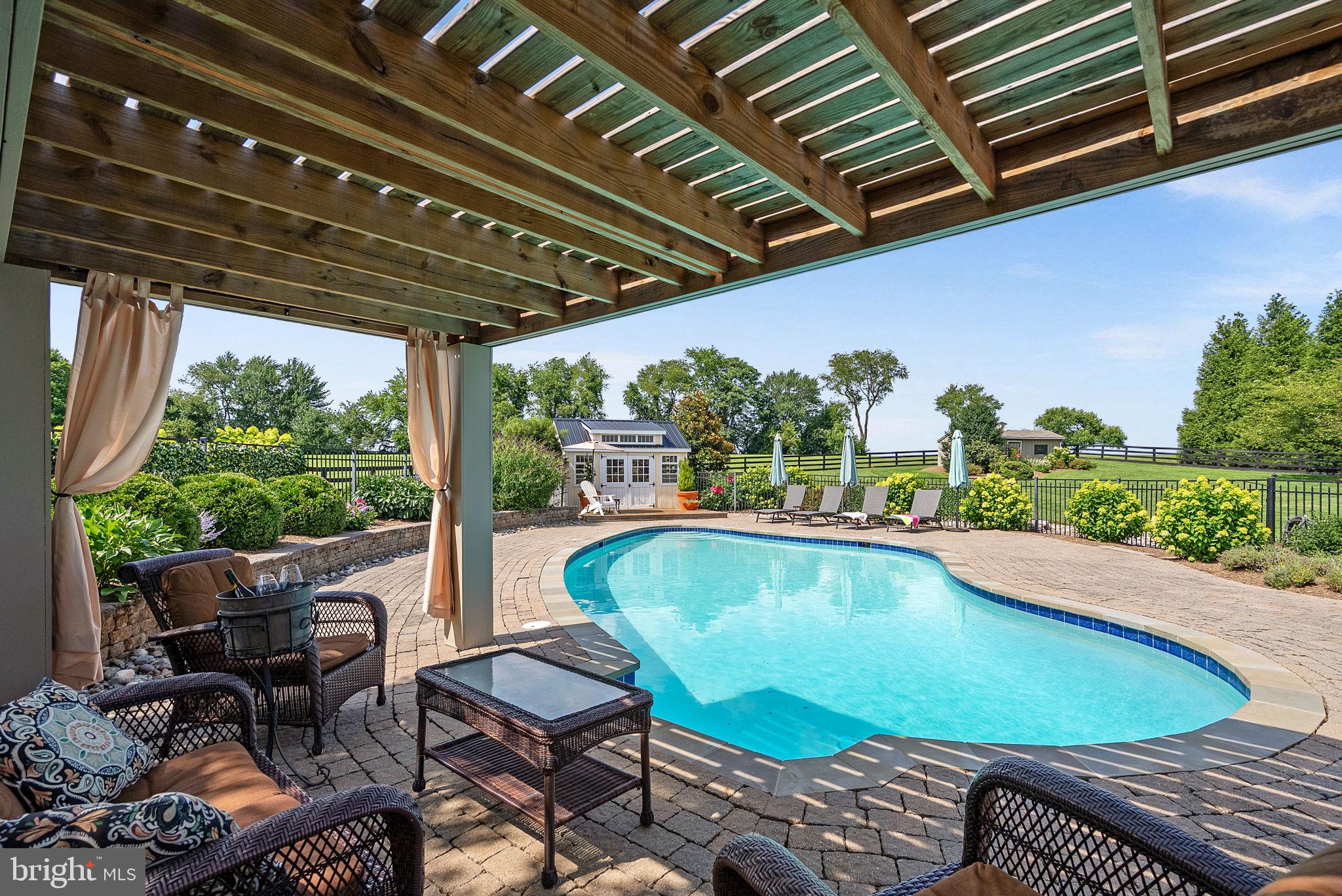 WRIGHT FARM - Residential