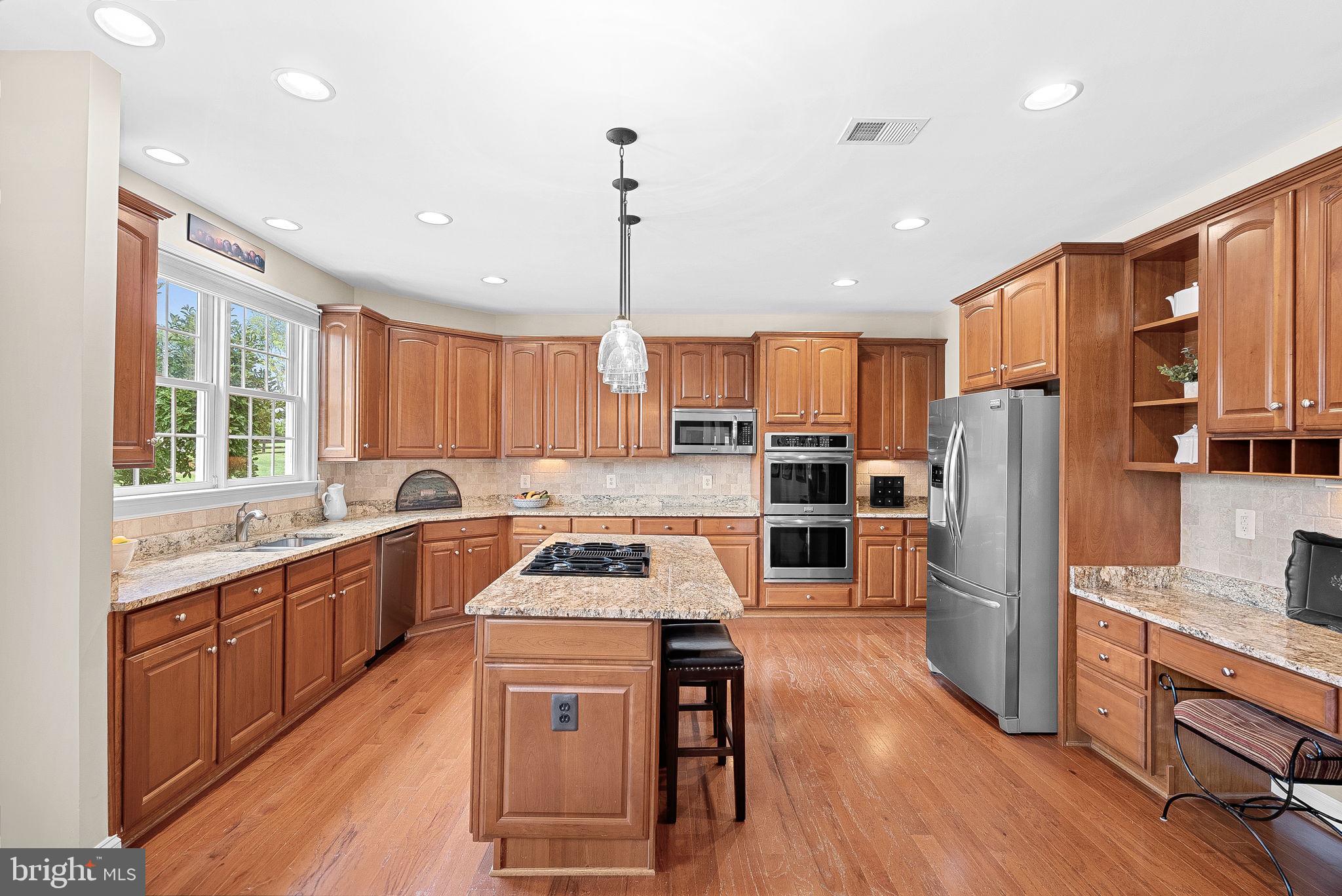 WRIGHT FARM - Residential