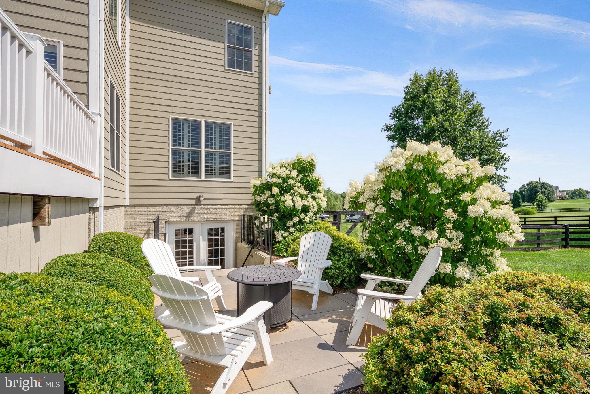 WRIGHT FARM - Residential