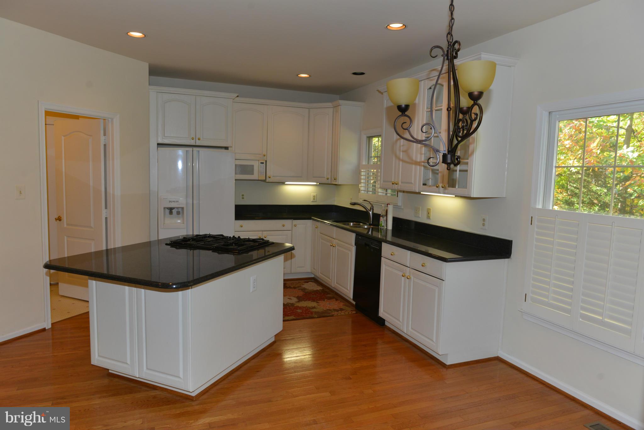 EDGEMOORE - Residential Lease