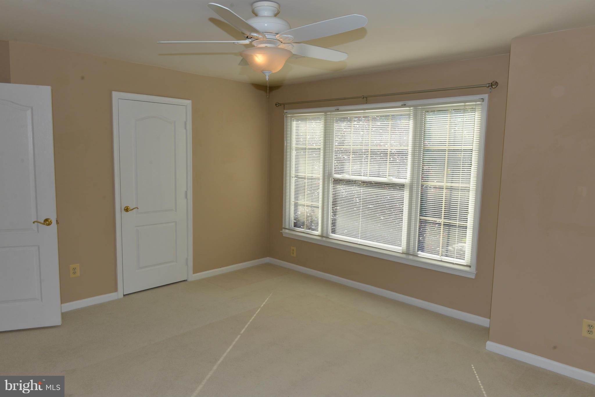 EDGEMOORE - Residential Lease