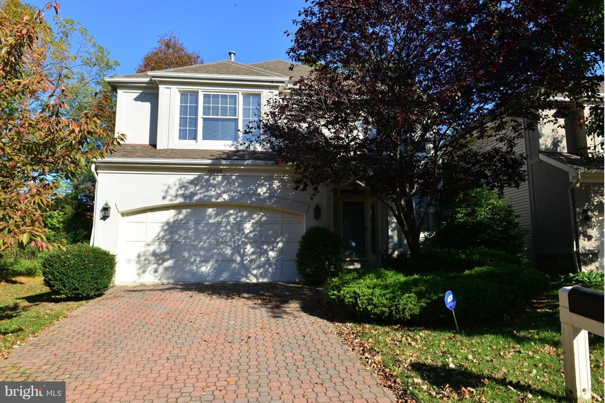 A MUST SEE! LUXURIOUS HOME BACKS & SIDES TO TREES. LARGE GOURMET KIT/W GRANITE CTOPS OPEN TO SPACIOUS FAMILY RM W/WOOD FLRS & FP, SEP DINING RM & FORMAL LIV.RM PERFECT FOR LIVING AND ENTERTAINING,4BR/3FB UPPER LEVEL, NEWER MASTER BA W/SEPARATE SHOWER & TUB, FULLY FINISHED LOWER LEVEL W/MEDIA RM/ EXERCISE RM W/SAUNA, GREAT LOCATION, CLOSE TO VIENNA METRO, 66/ SCHOOLS /SHOPPING. AVAILABLE DEC 15TH.