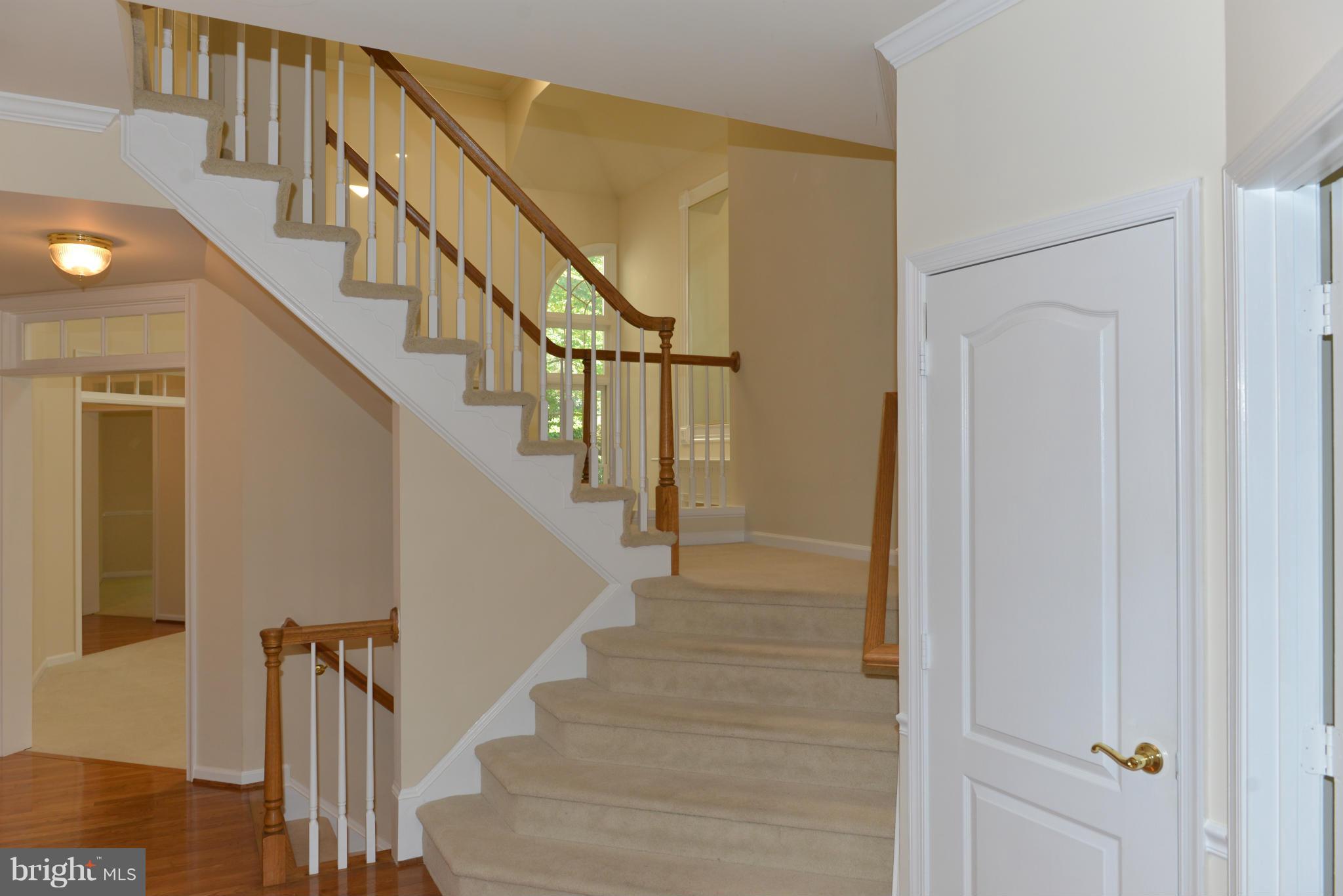 EDGEMOORE - Residential Lease