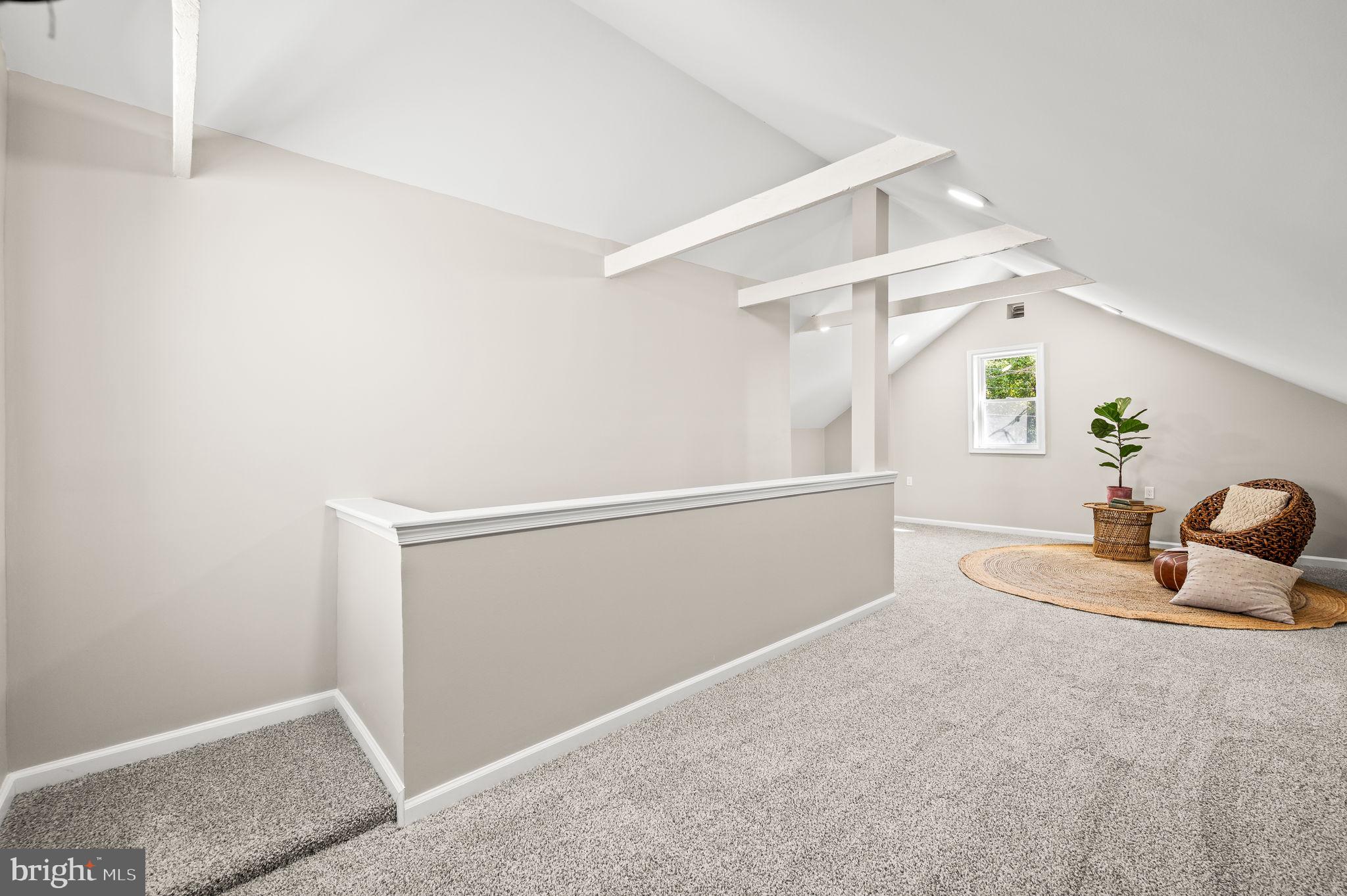 LINWOOD - Residential