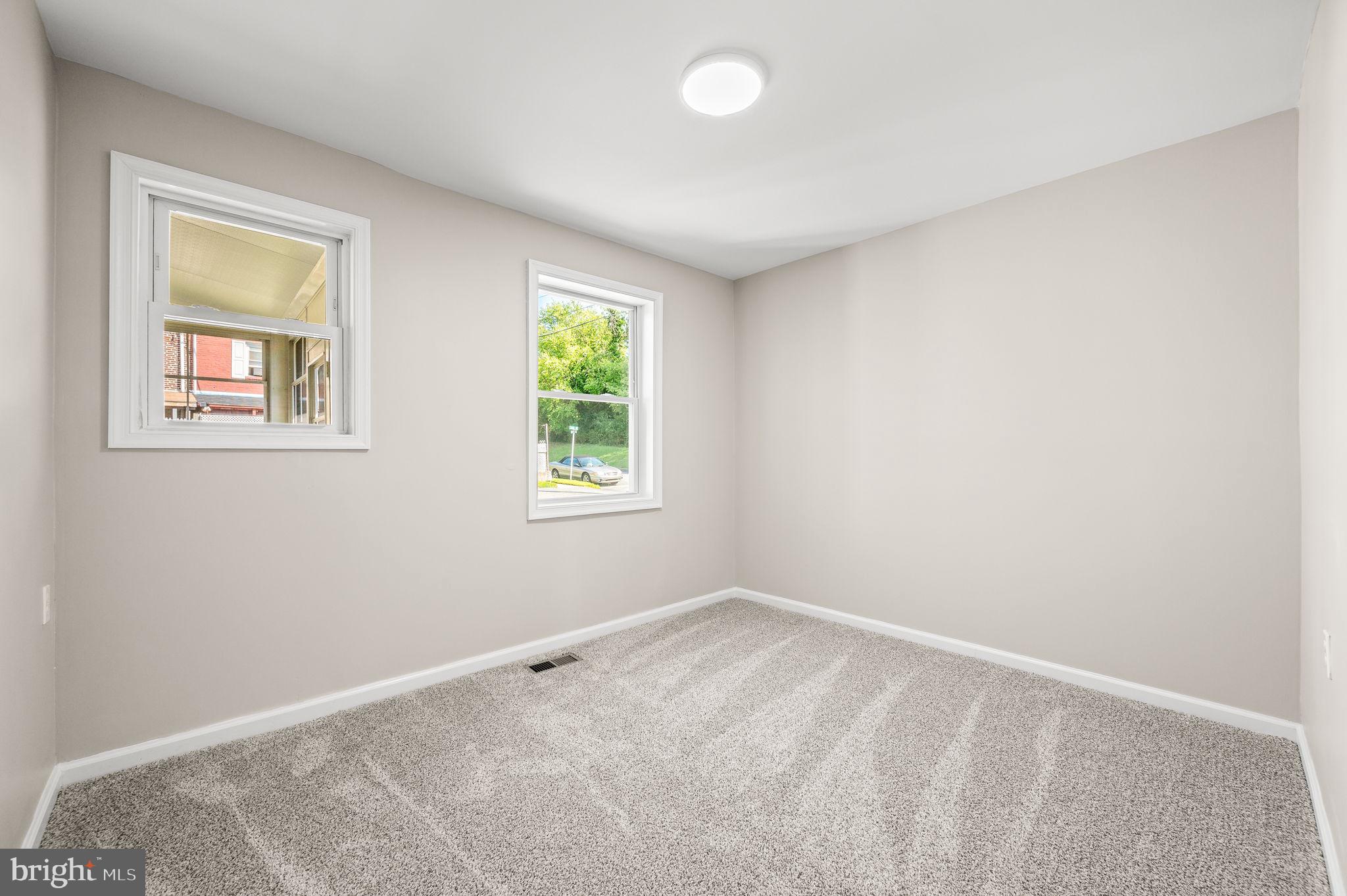 LINWOOD - Residential