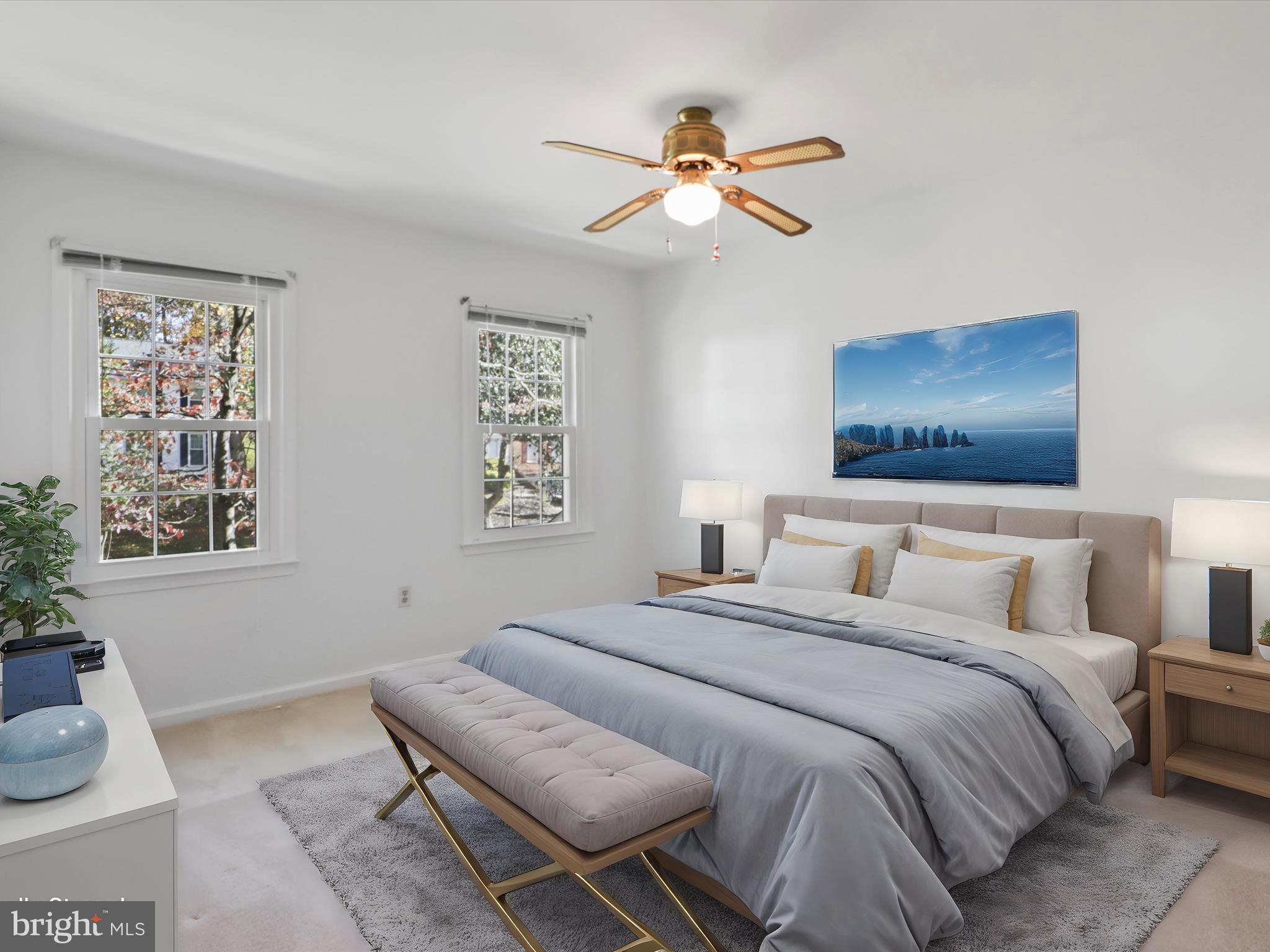 COUNTRY CLUB LAKE - Residential