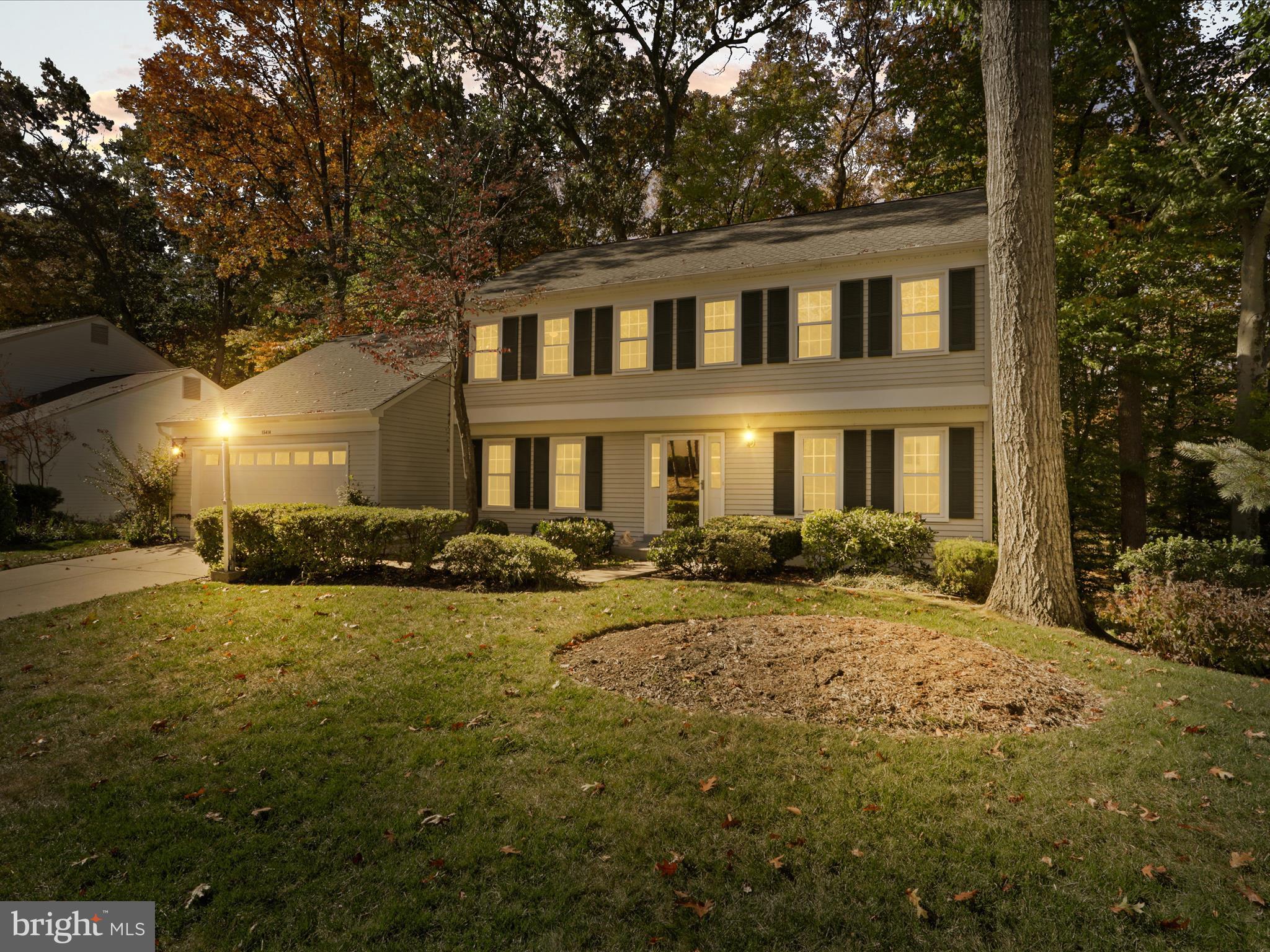 COUNTRY CLUB LAKE - Residential