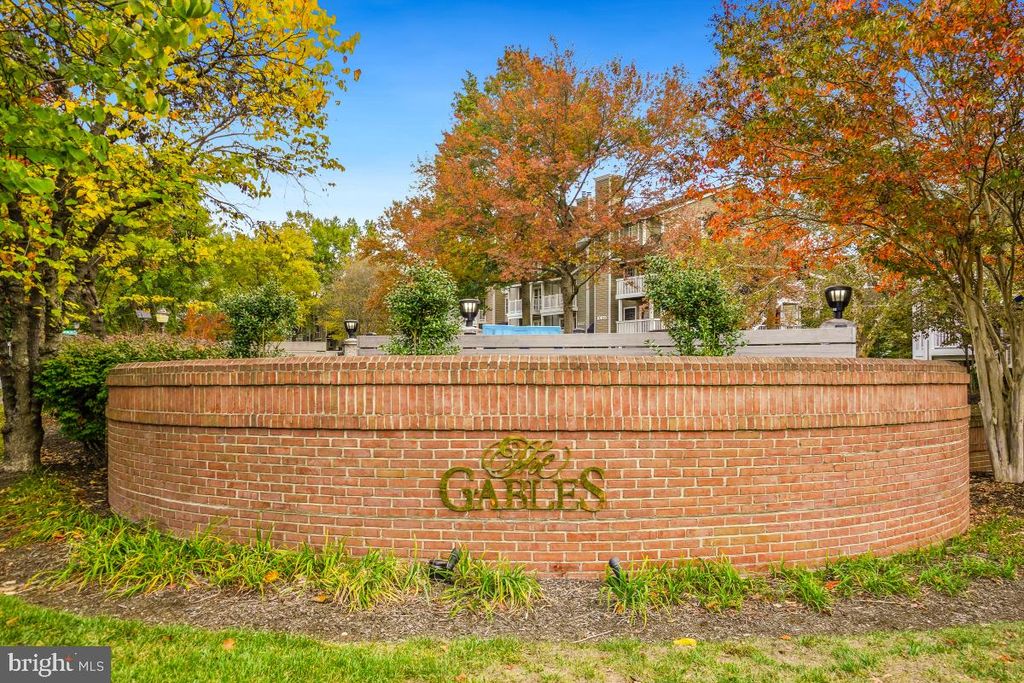 Photo of 5705 Chapman Mill Drive #200, ROCKVILLE, MD 20852 (MLS # MDMC2205330)