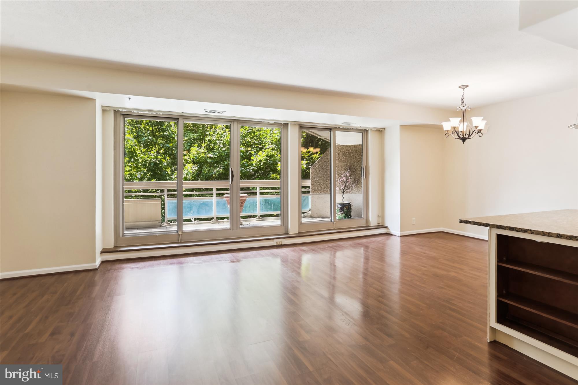 SOMERSET HOUSE - Residential