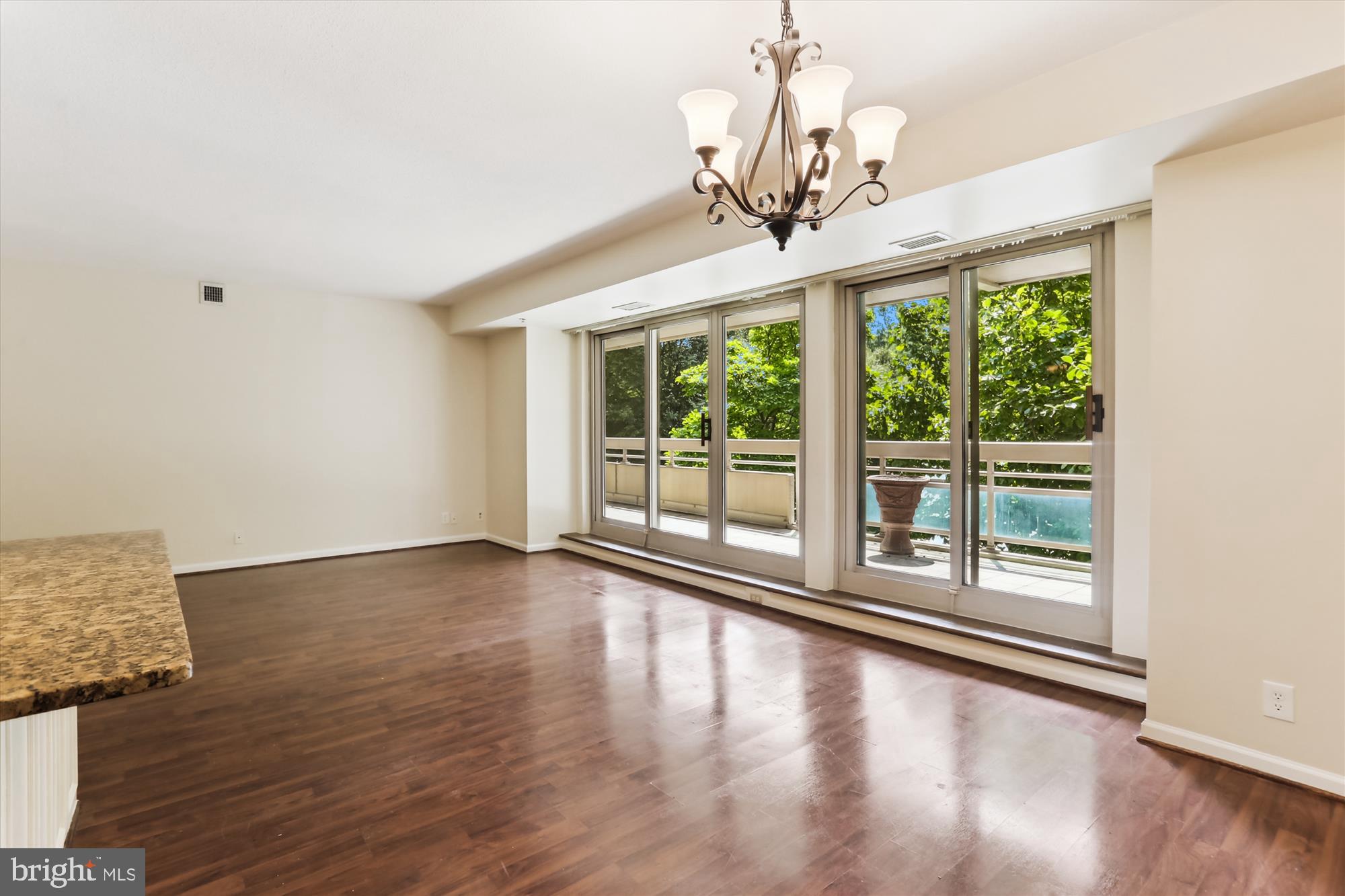 SOMERSET HOUSE - Residential