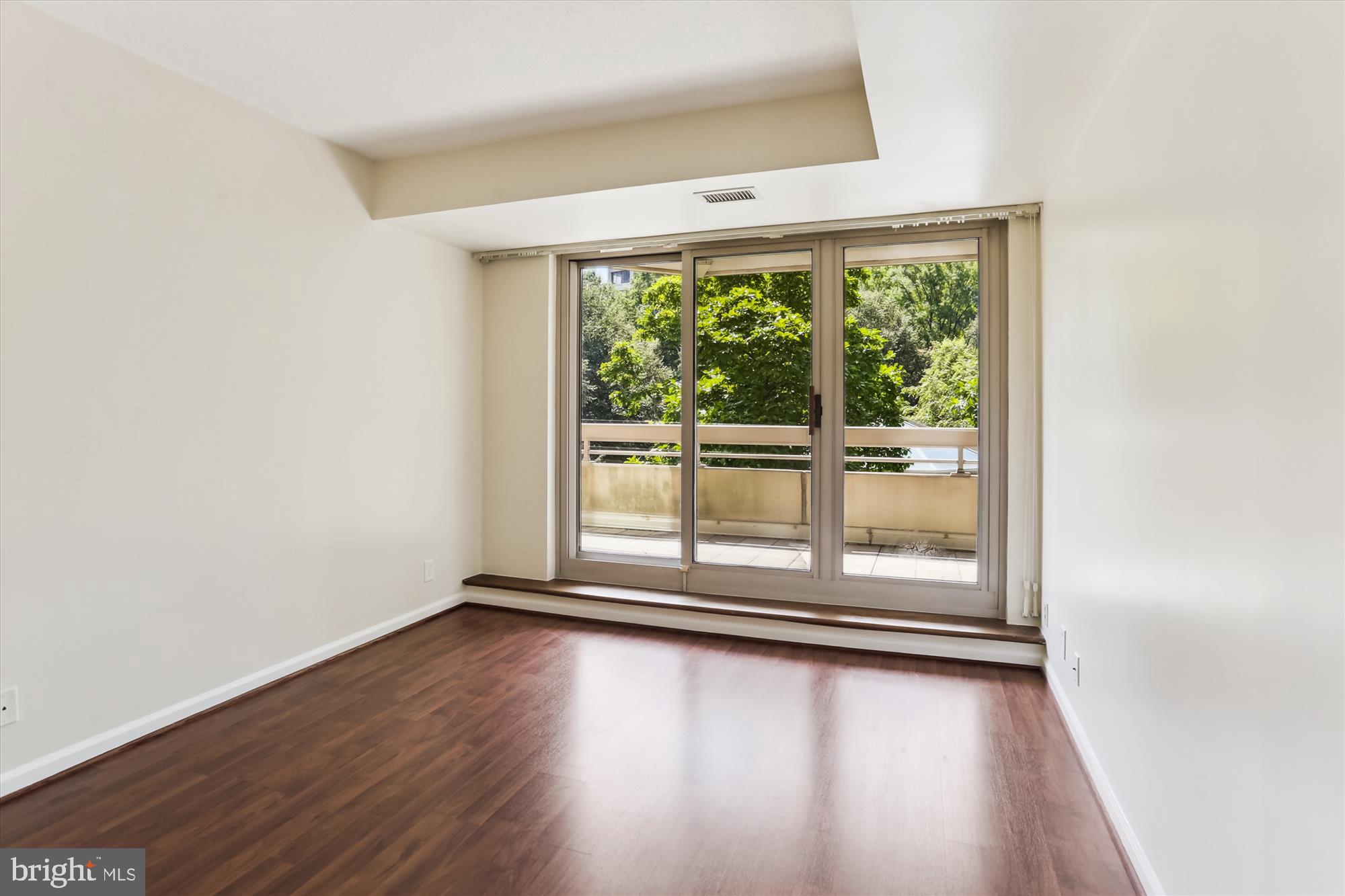 SOMERSET HOUSE - Residential